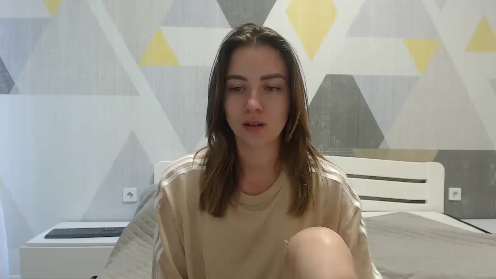 Gallery image thumbnail from Sulfate0's myfreecams stream on, 06/19/2025, 07:16 image 9 of 20