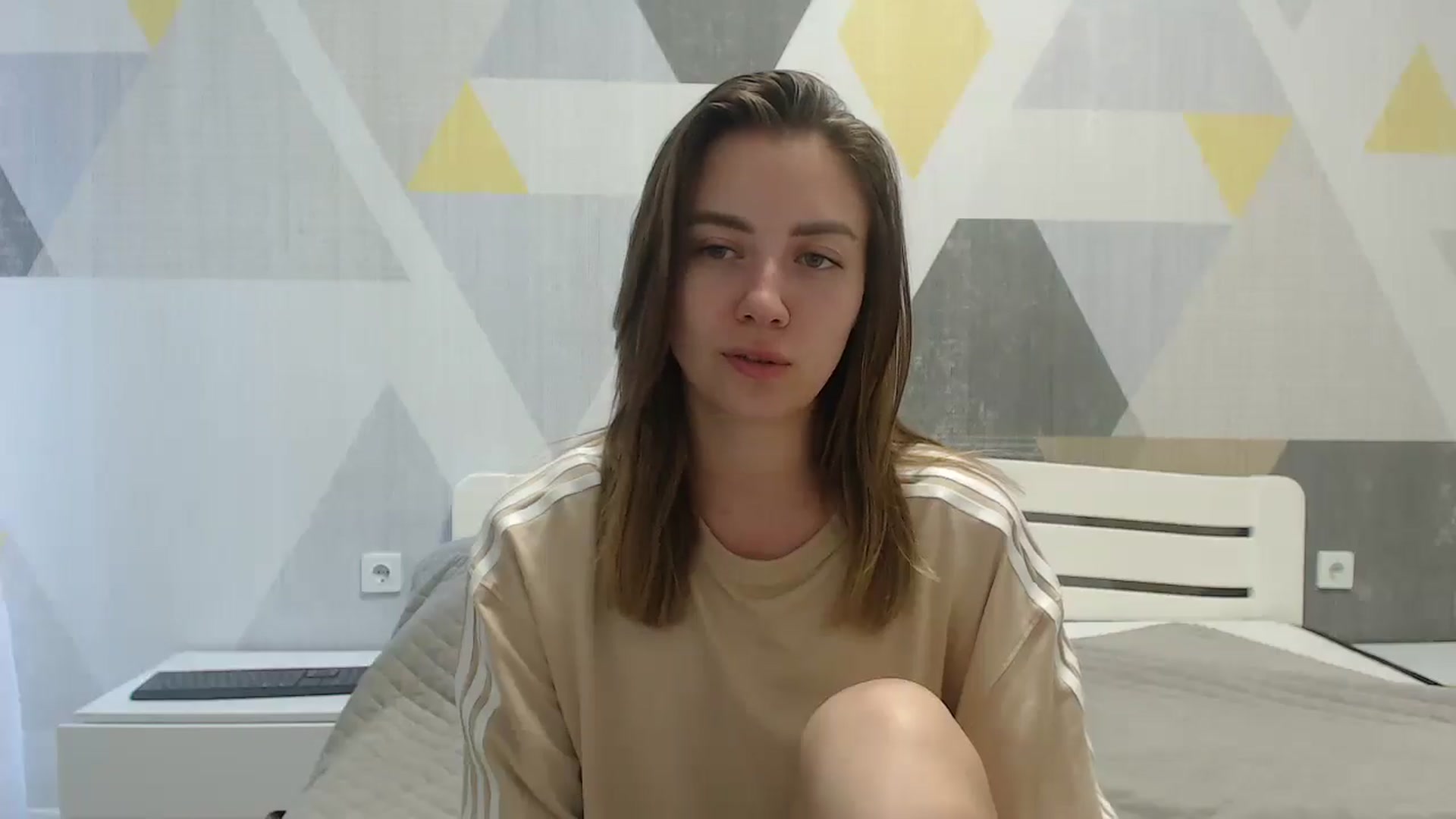 Gallery image thumbnail from Sulfate0's myfreecams stream on, 06/19/2025, 07:16 image 13 of 20