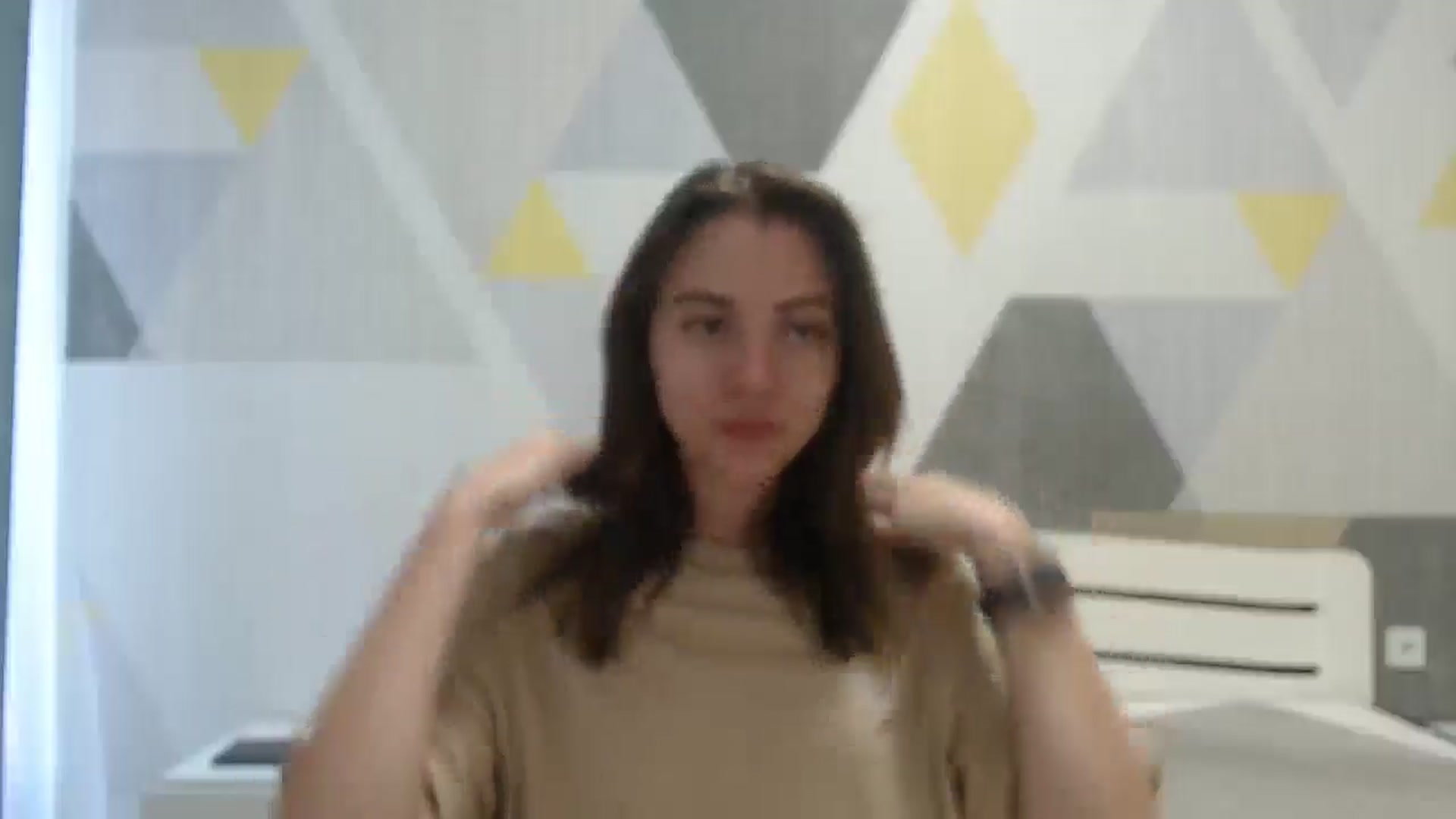 Gallery image thumbnail from Sulfate0's myfreecams stream on, 06/19/2025, 07:43 image 10 of 20