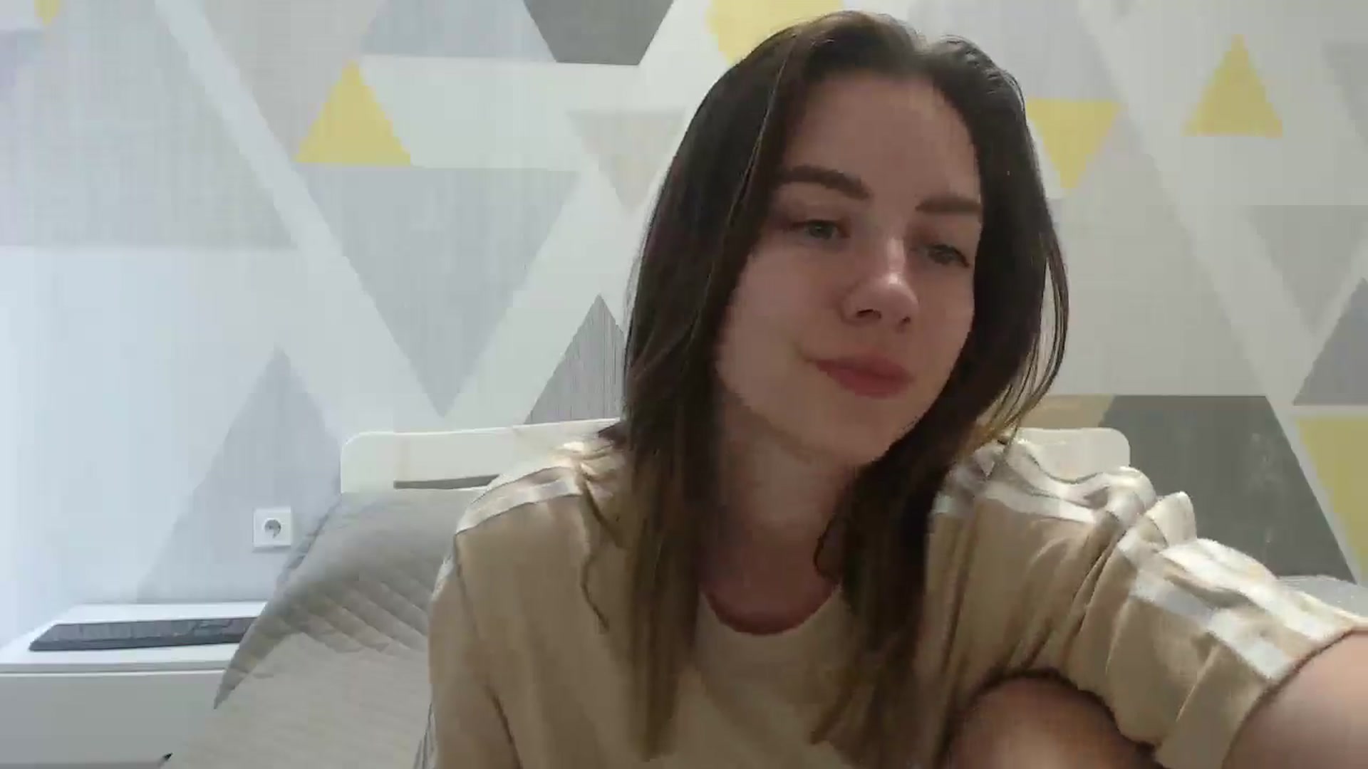 Gallery image thumbnail from Sulfate0's myfreecams stream on, 06/19/2025, 09:39 image 13 of 20