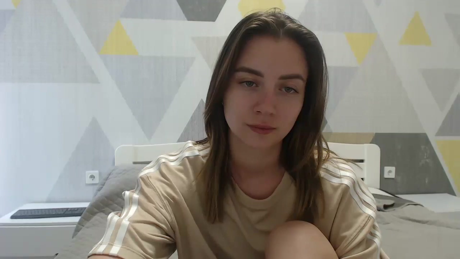 Gallery image thumbnail from Sulfate0's myfreecams stream on, 06/19/2025, 09:39 image 15 of 20