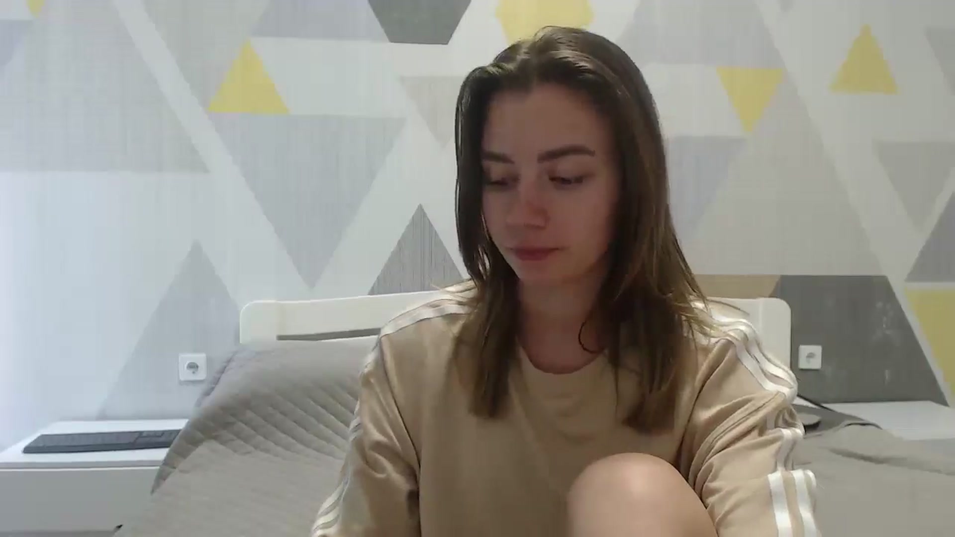 Gallery image thumbnail from Sulfate0's myfreecams stream on, 06/19/2025, 09:39 image 14 of 20