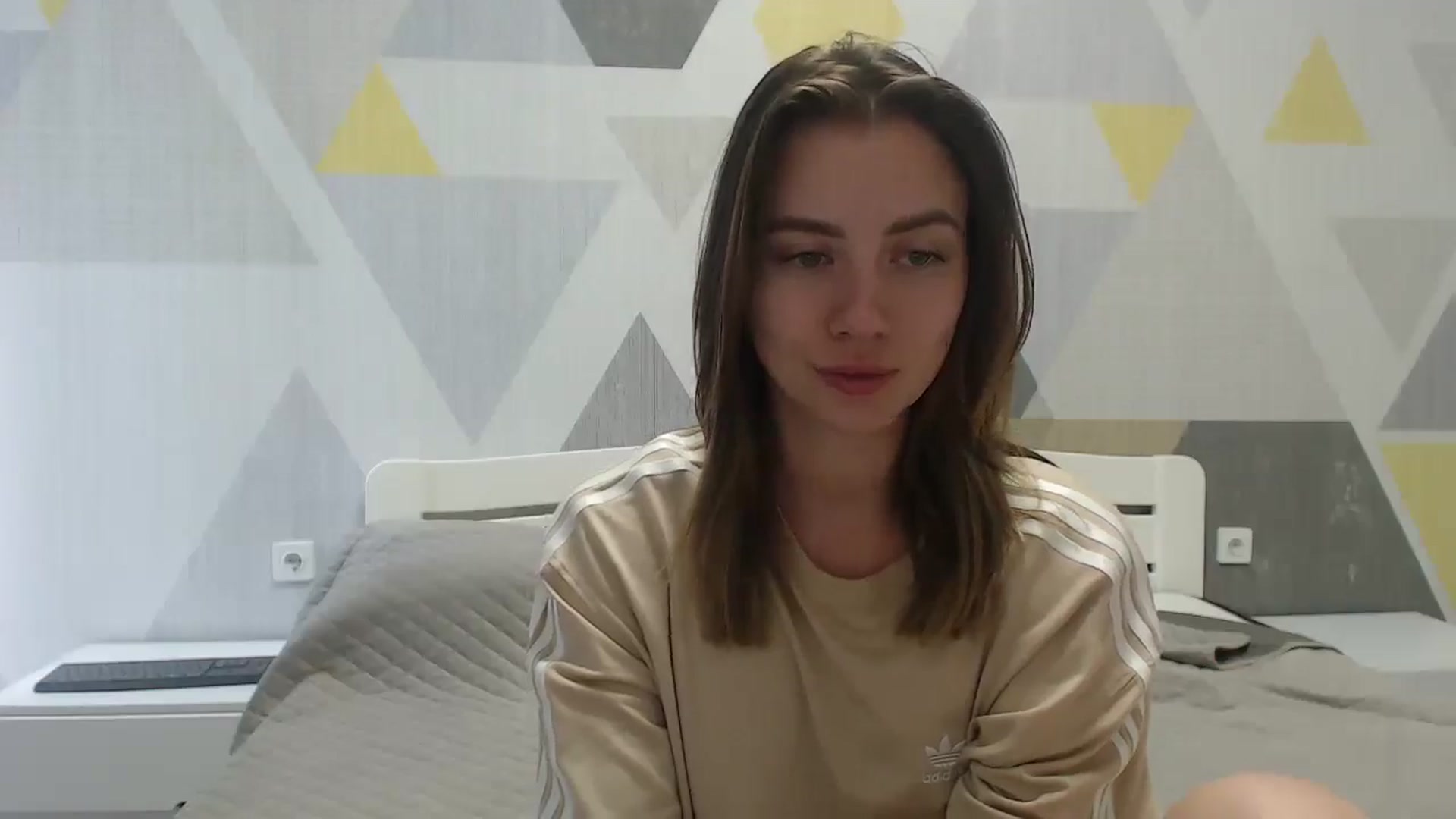 Gallery image thumbnail from Sulfate0's myfreecams stream on, 06/19/2025, 09:39 image 20 of 20