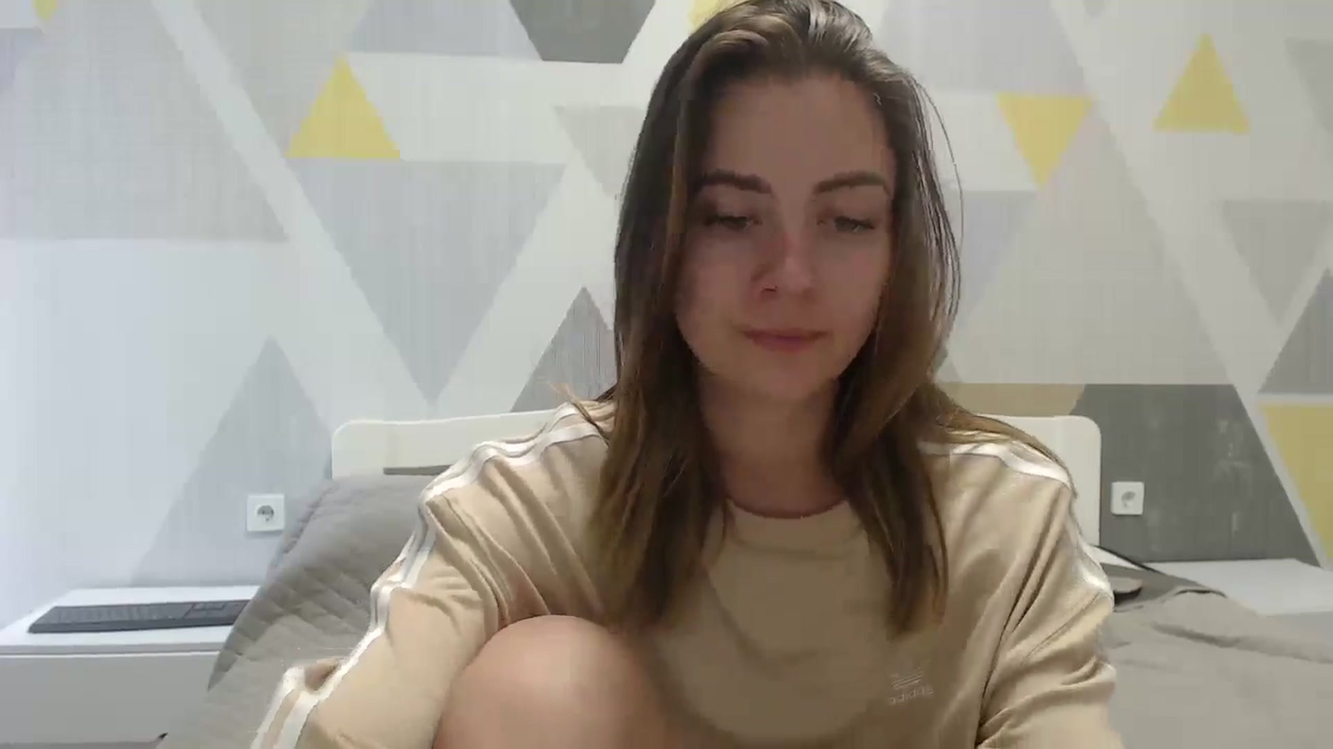 Gallery image thumbnail from Sulfate0's myfreecams stream on, 06/19/2025, 09:39 image 10 of 20