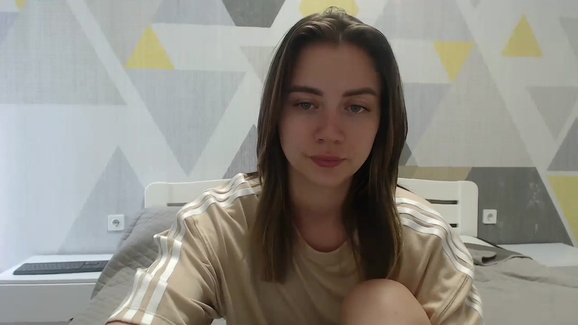 Gallery image thumbnail from Sulfate0's myfreecams stream on, 06/19/2025, 09:39 image 17 of 20