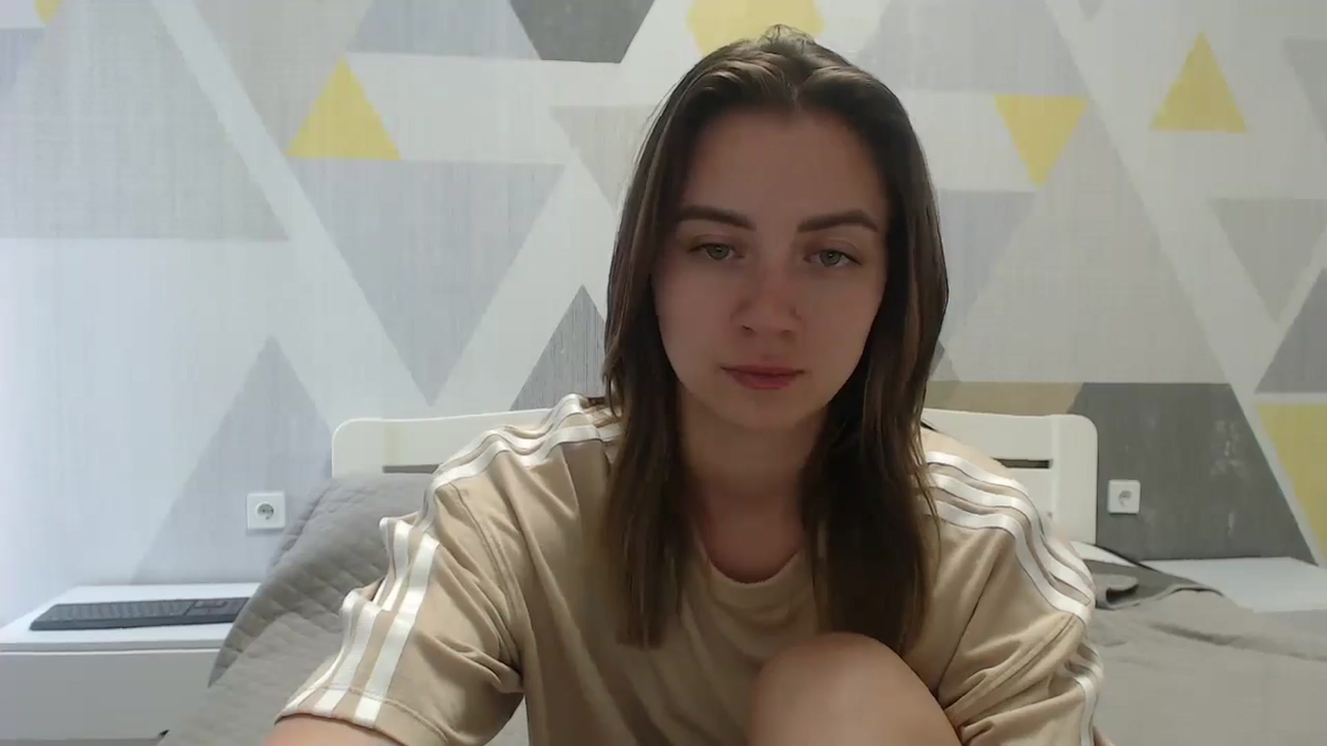 Gallery image thumbnail from Sulfate0's myfreecams stream on, 06/19/2025, 09:39 image 16 of 20