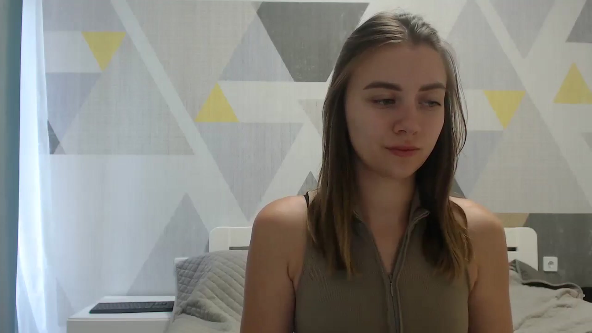 Gallery image thumbnail from Sulfate0's myfreecams stream on, 06/22/2025, 08:07 image 17 of 20