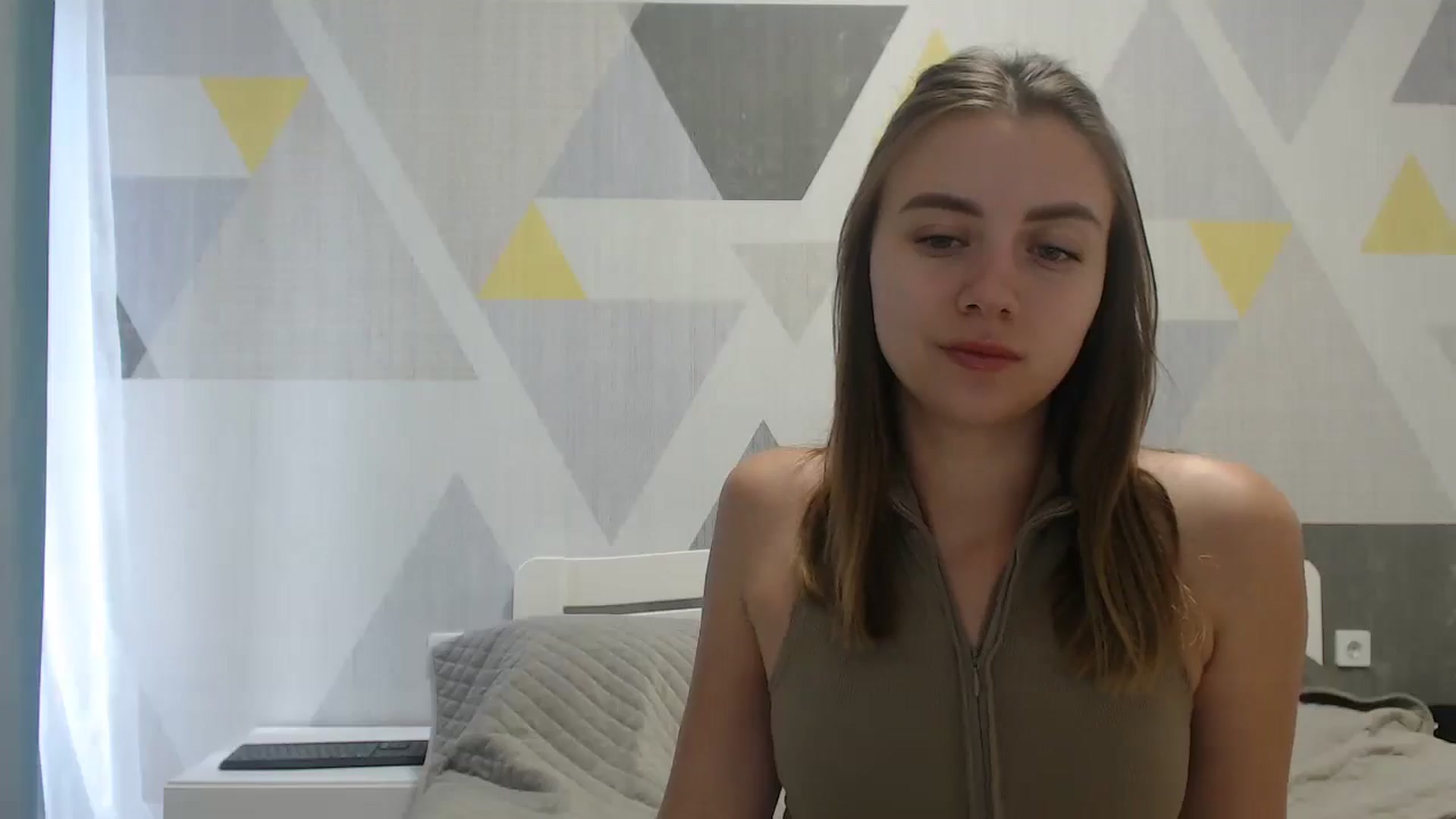 Gallery image thumbnail from Sulfate0's myfreecams stream on, 06/22/2025, 08:07 image 14 of 20