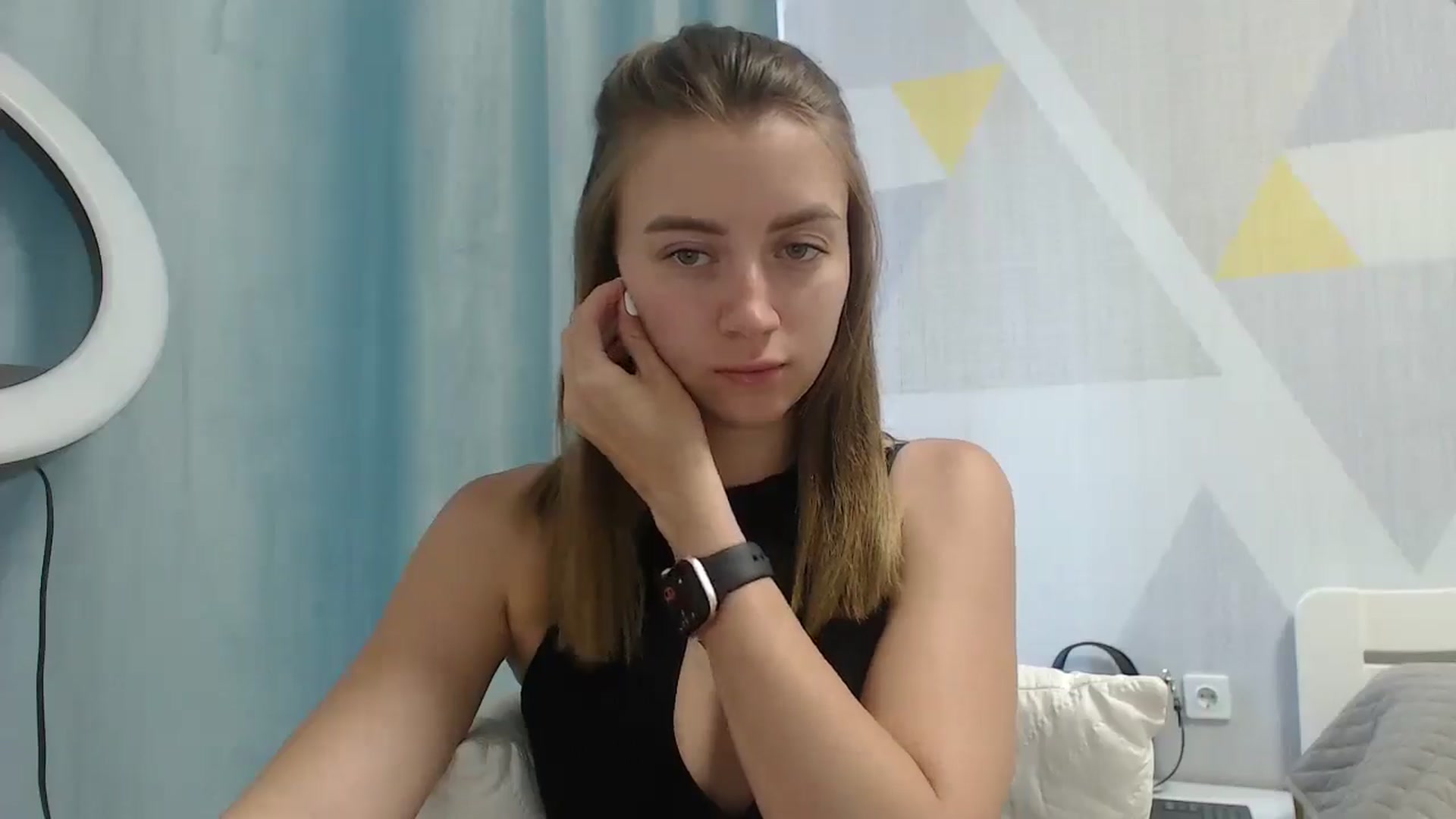 Gallery image thumbnail from Sulfate0's myfreecams stream on, 06/24/2025, 07:44 image 15 of 20