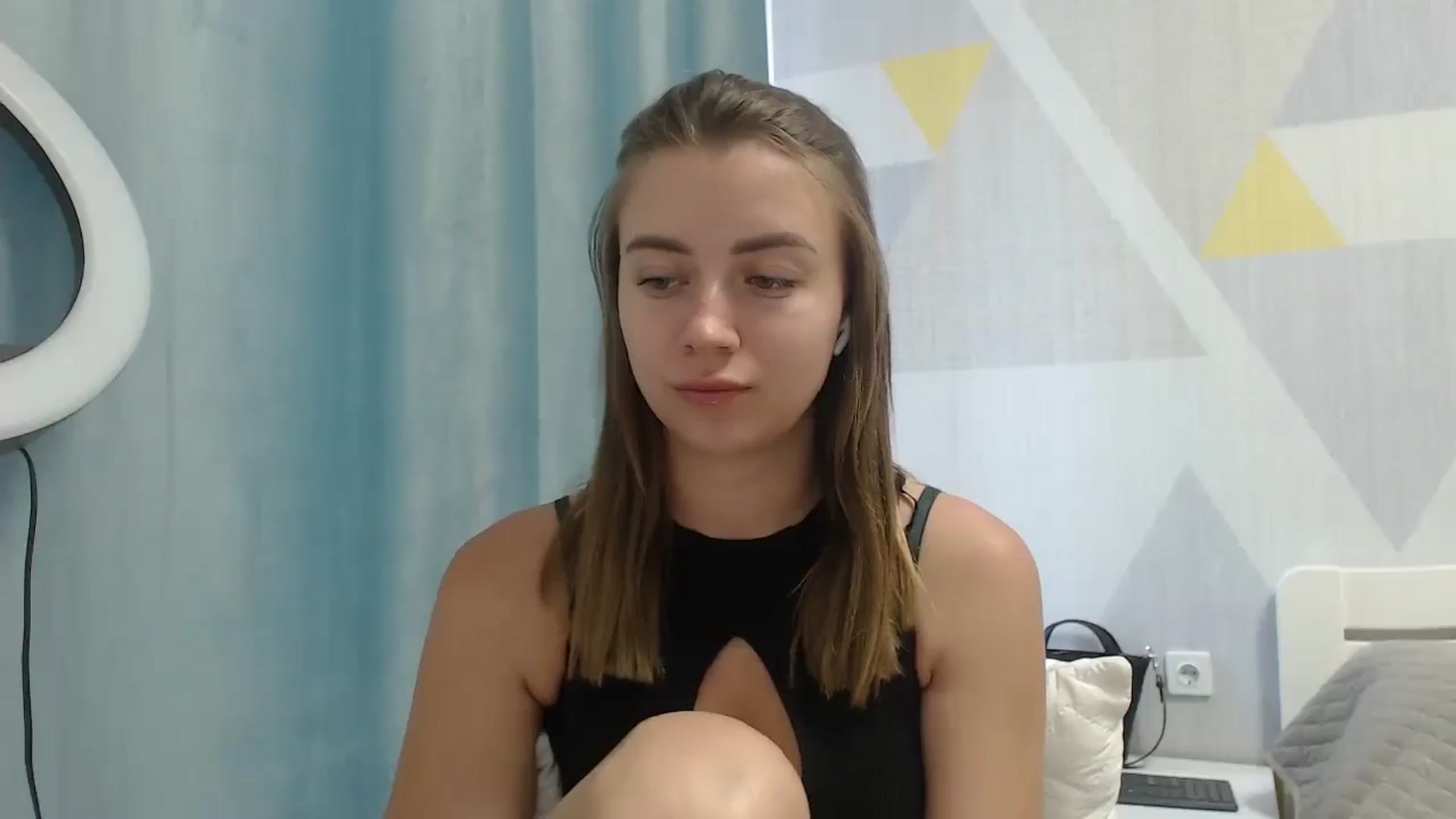 Gallery image thumbnail from Sulfate0's myfreecams stream on, 06/24/2025, 07:44 image 20 of 20