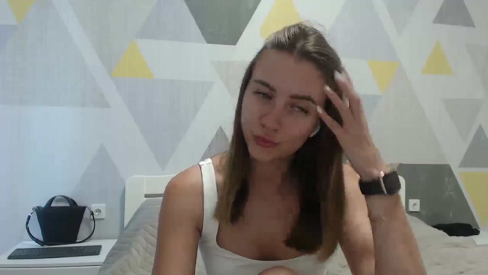 Gallery image thumbnail from Sulfate0's myfreecams stream on, 06/25/2025, 09:01 image 7 of 20
