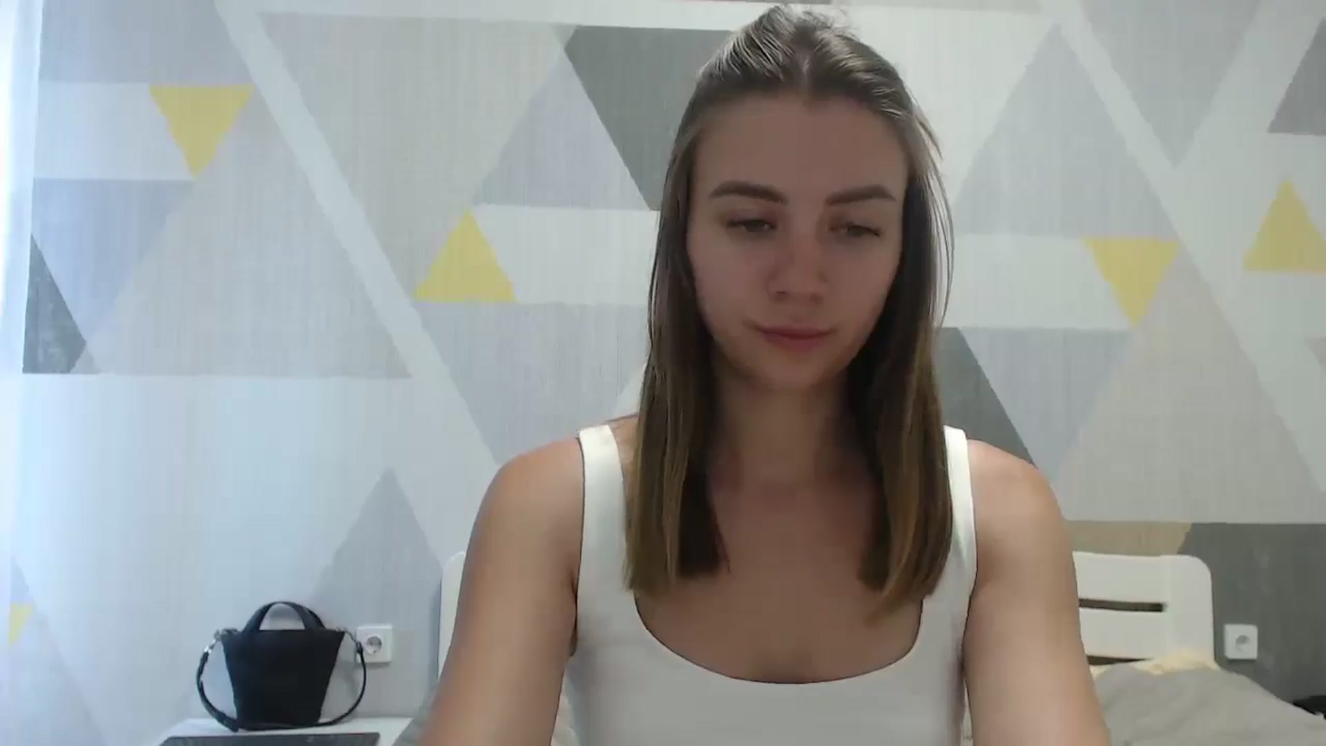 Gallery image thumbnail from Sulfate0's myfreecams stream on, 06/25/2025, 09:38 image 14 of 20