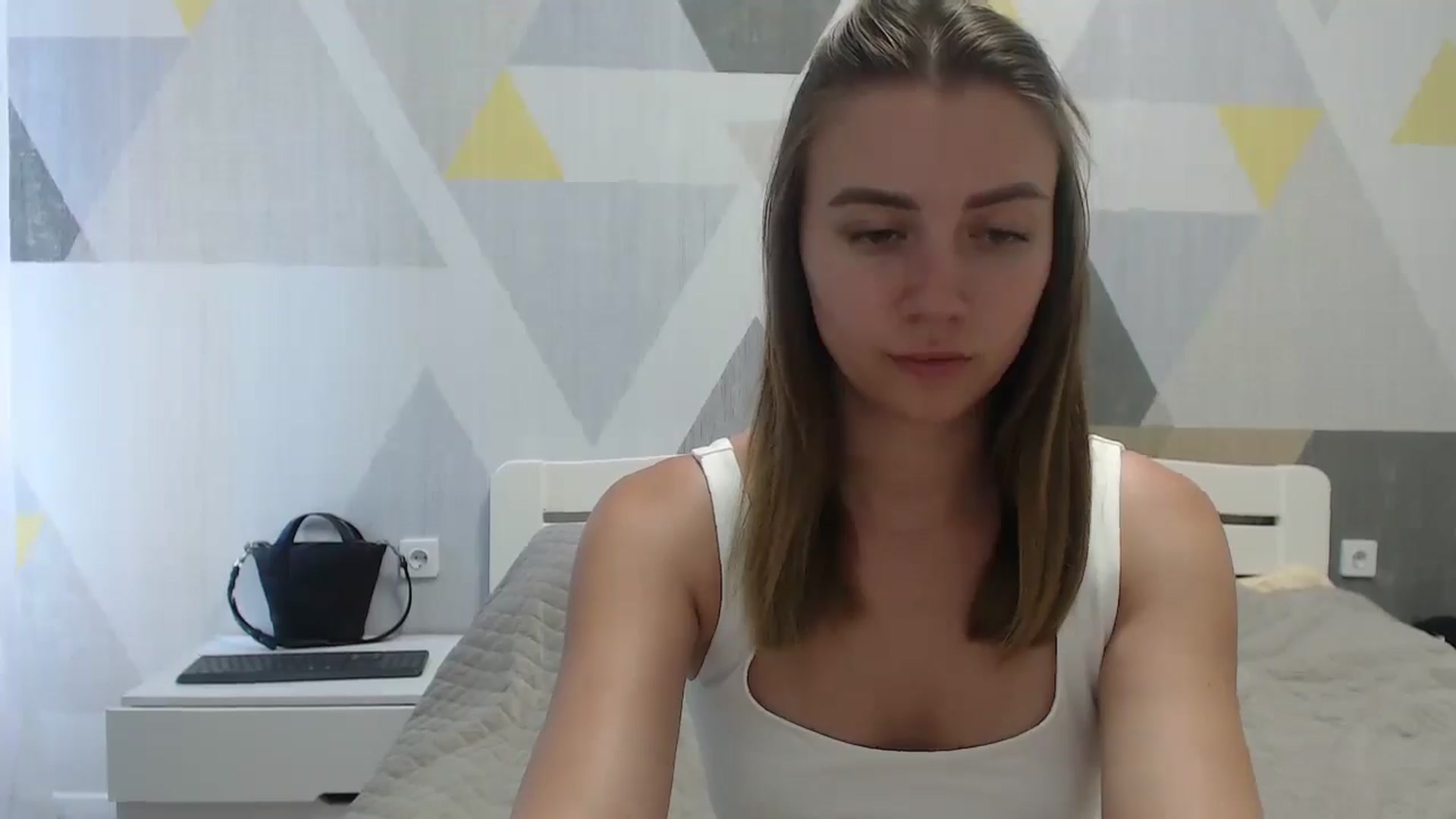 Gallery image thumbnail from Sulfate0's myfreecams stream on, 06/25/2025, 09:38 image 18 of 20