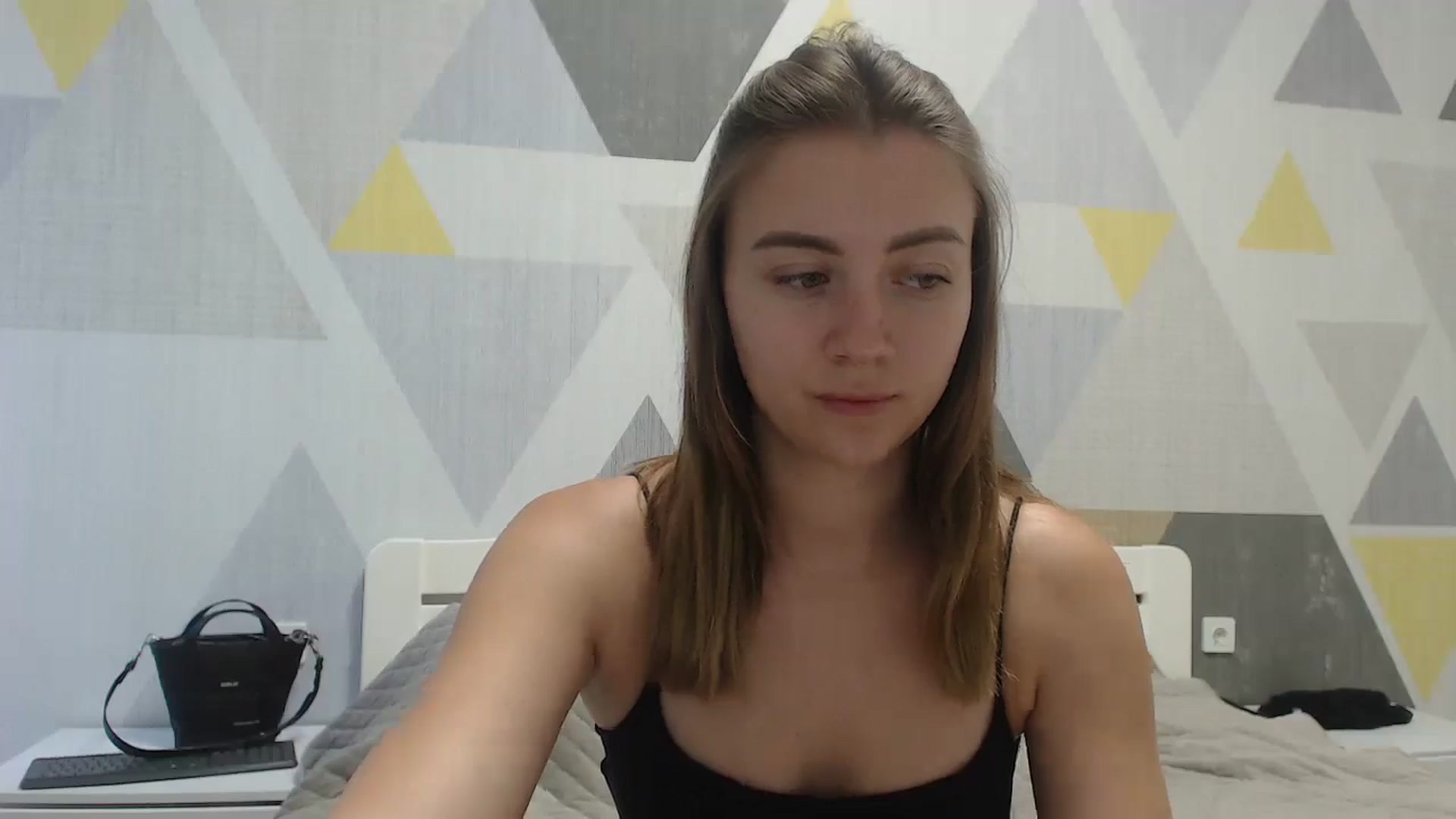 Gallery image thumbnail from Sulfate0's myfreecams stream on, 06/26/2025, 07:11 image 12 of 20