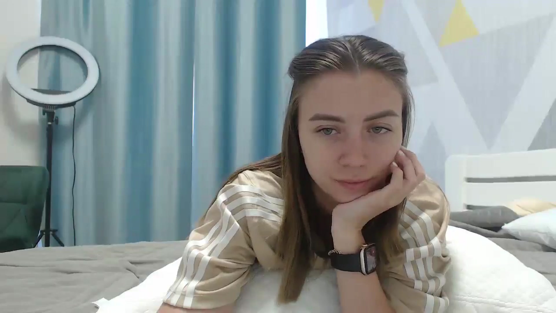 Gallery image thumbnail from Sulfate0's myfreecams stream on, 06/27/2025, 07:45 image 2 of 20