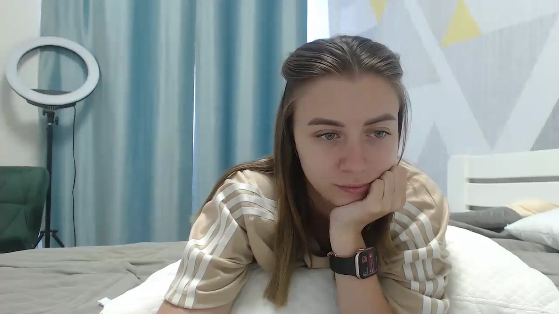 Gallery image thumbnail from Sulfate0's myfreecams stream on, 06/27/2025, 07:45 image 3 of 20