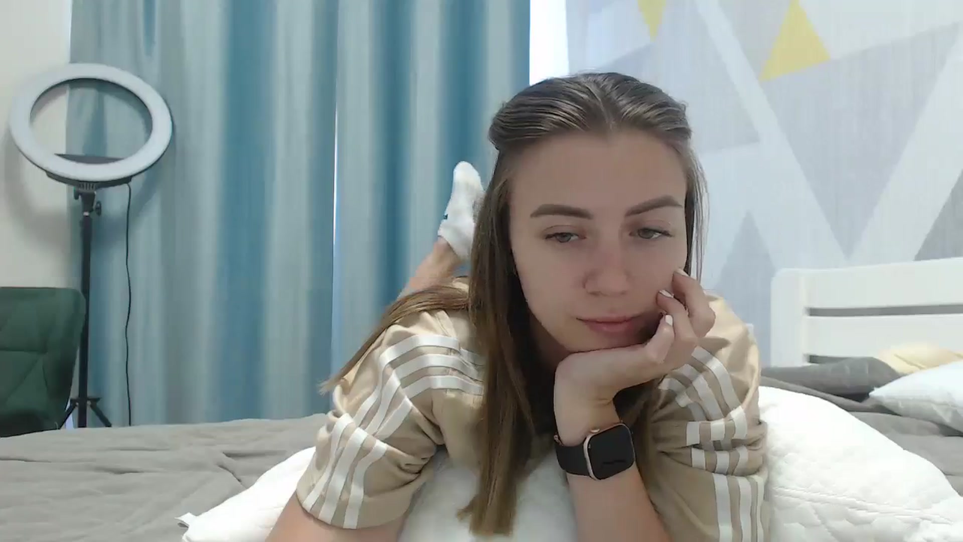 Gallery image thumbnail from Sulfate0's myfreecams stream on, 06/27/2025, 07:45 image 7 of 20