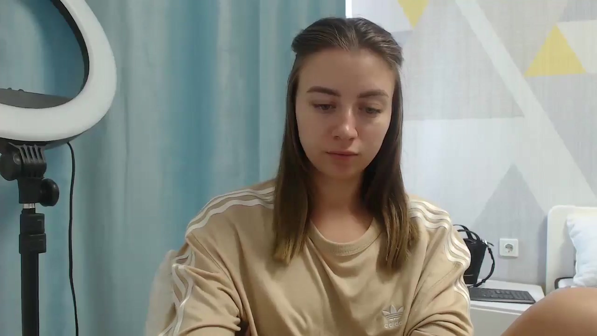 Gallery image thumbnail from Sulfate0's myfreecams stream on, 06/27/2025, 08:48 image 5 of 20