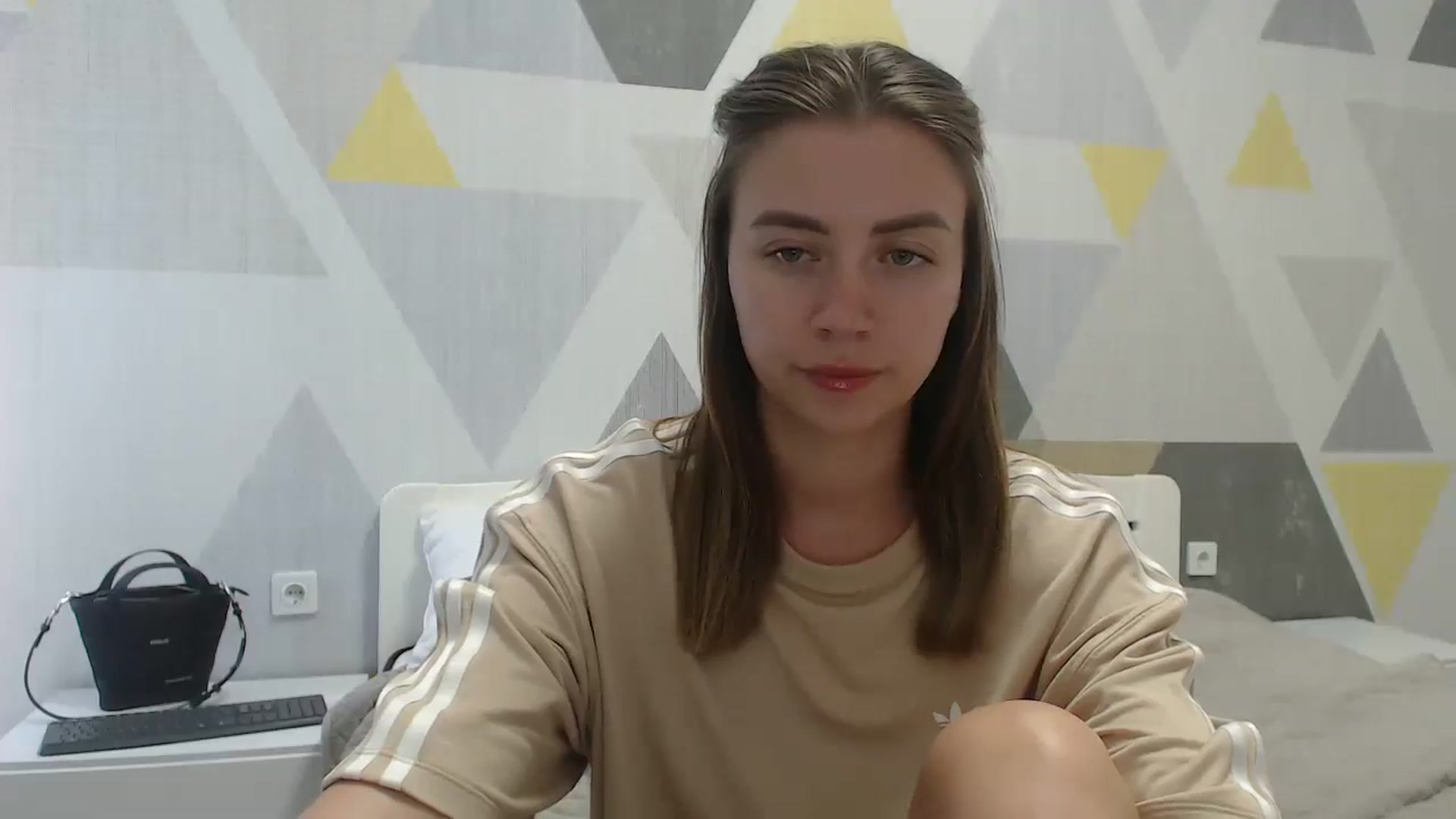 Gallery image thumbnail from Sulfate0's myfreecams stream on, 06/27/2025, 10:26 image 3 of 20