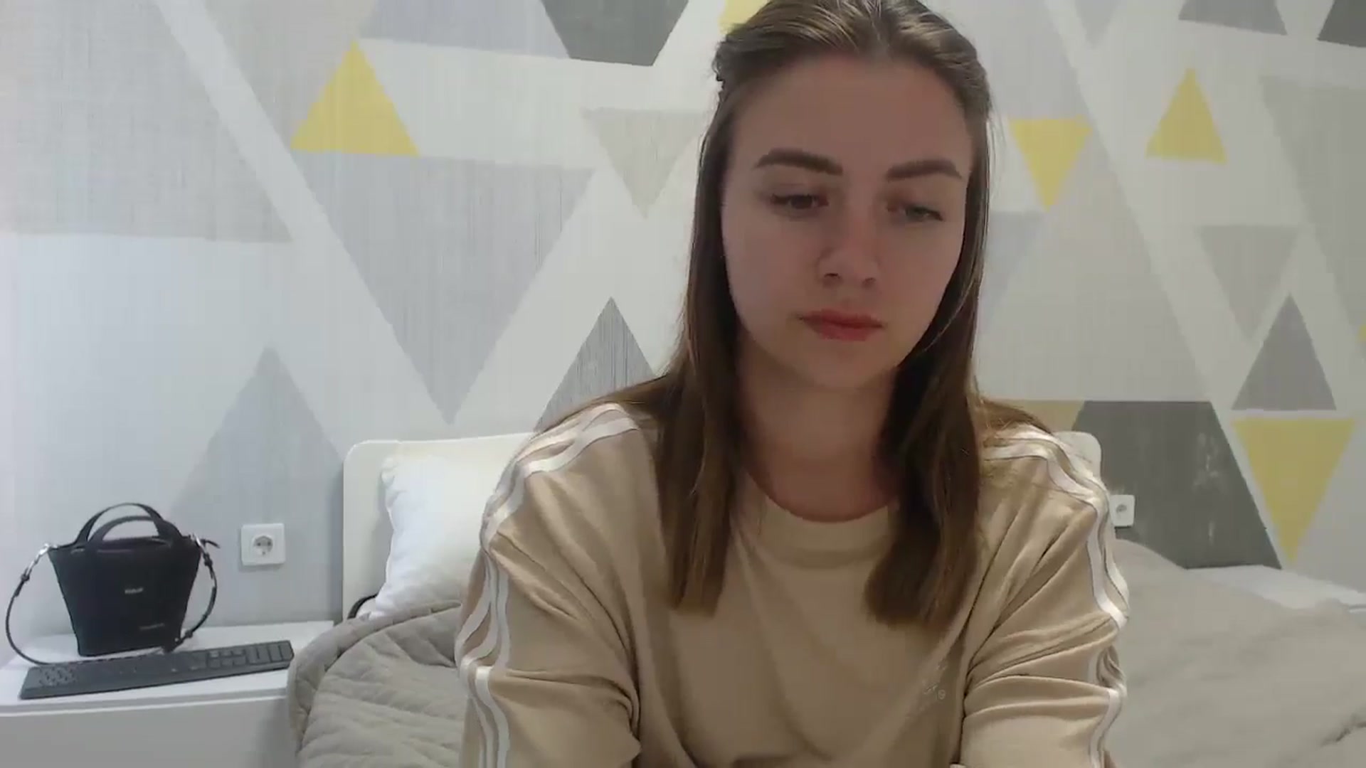 Gallery image thumbnail from Sulfate0's myfreecams stream on, 06/27/2025, 10:45 image 7 of 20