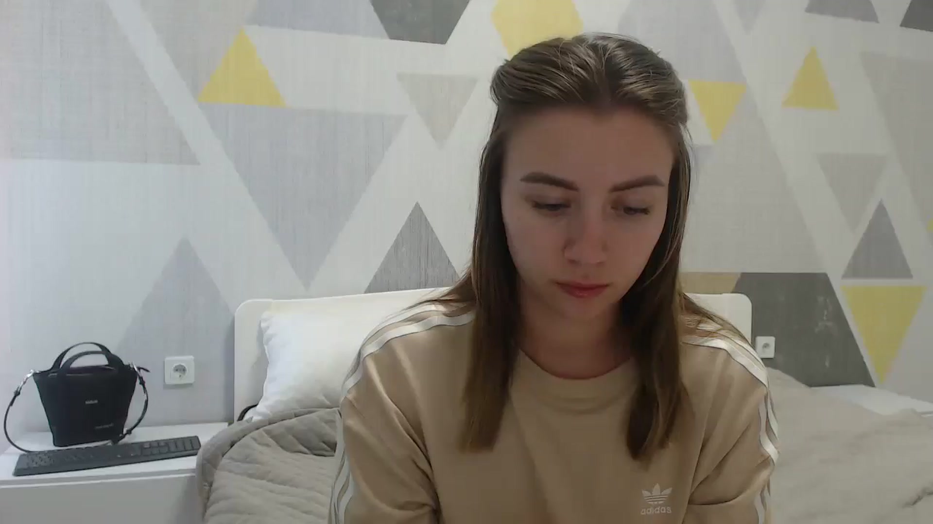 Gallery image thumbnail from Sulfate0's myfreecams stream on, 06/27/2025, 10:45 image 1 of 20