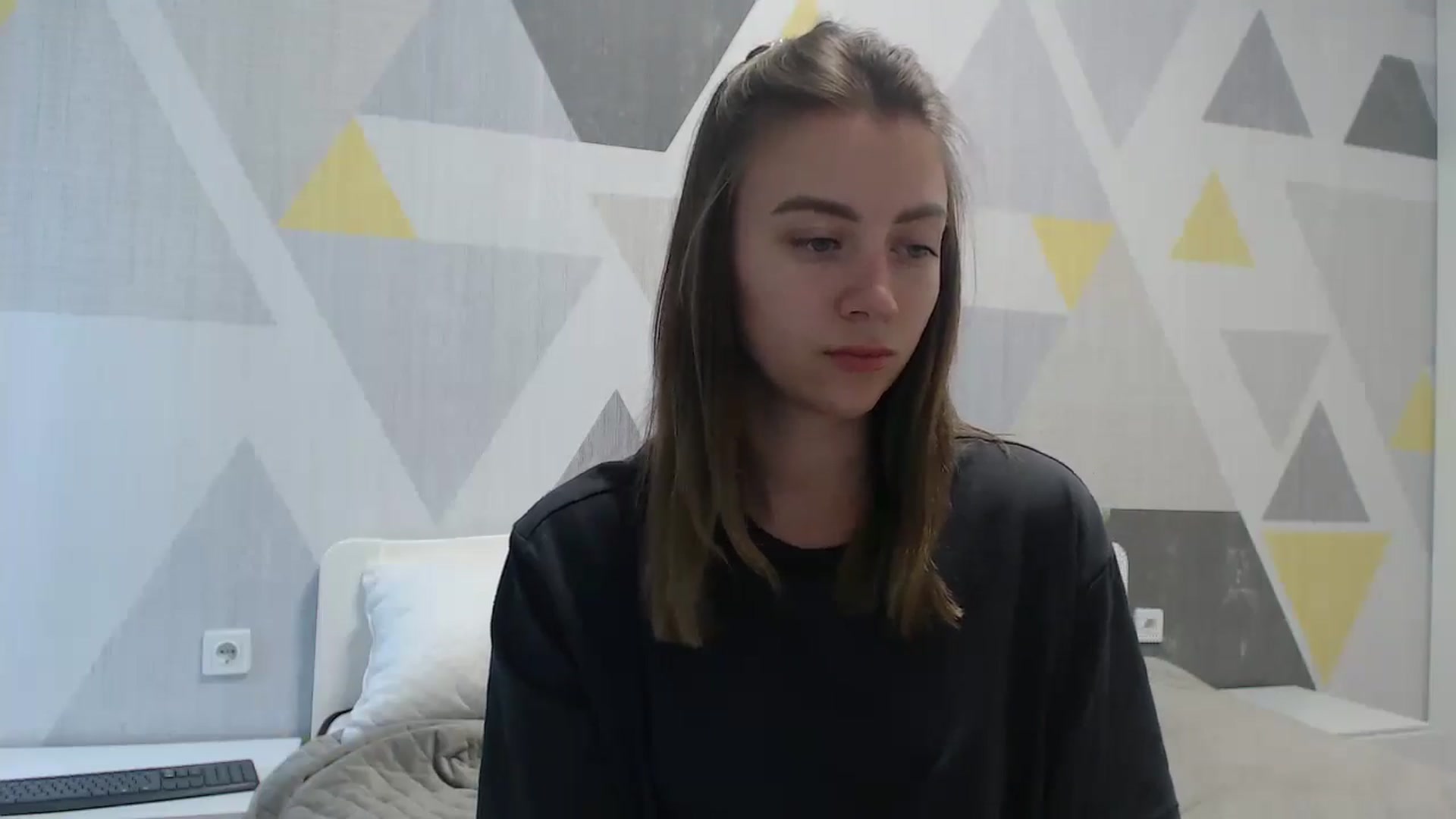 Gallery image thumbnail from Sulfate0's myfreecams stream on, 06/28/2025, 08:44 image 15 of 20