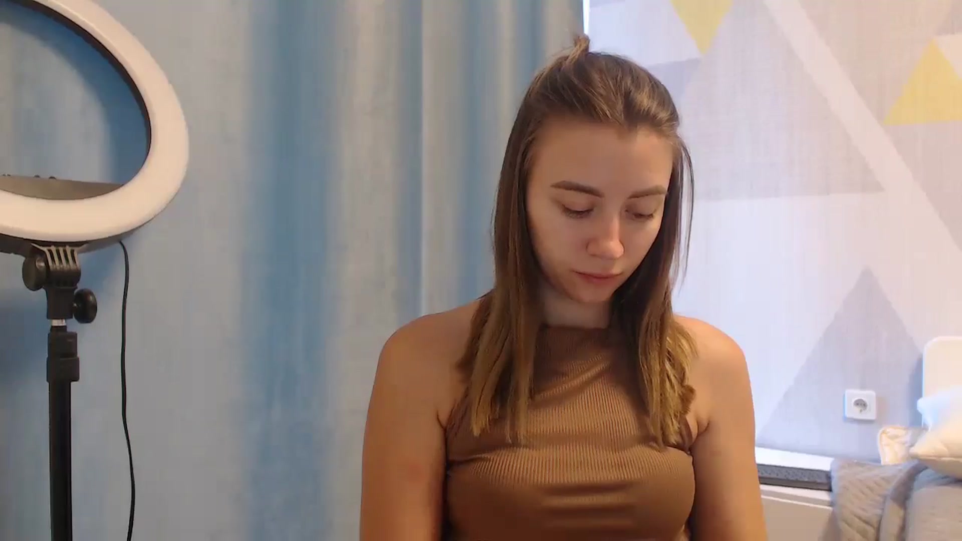 Gallery image thumbnail from Sulfate0's myfreecams stream on, 06/29/2025, 08:40 image 6 of 20