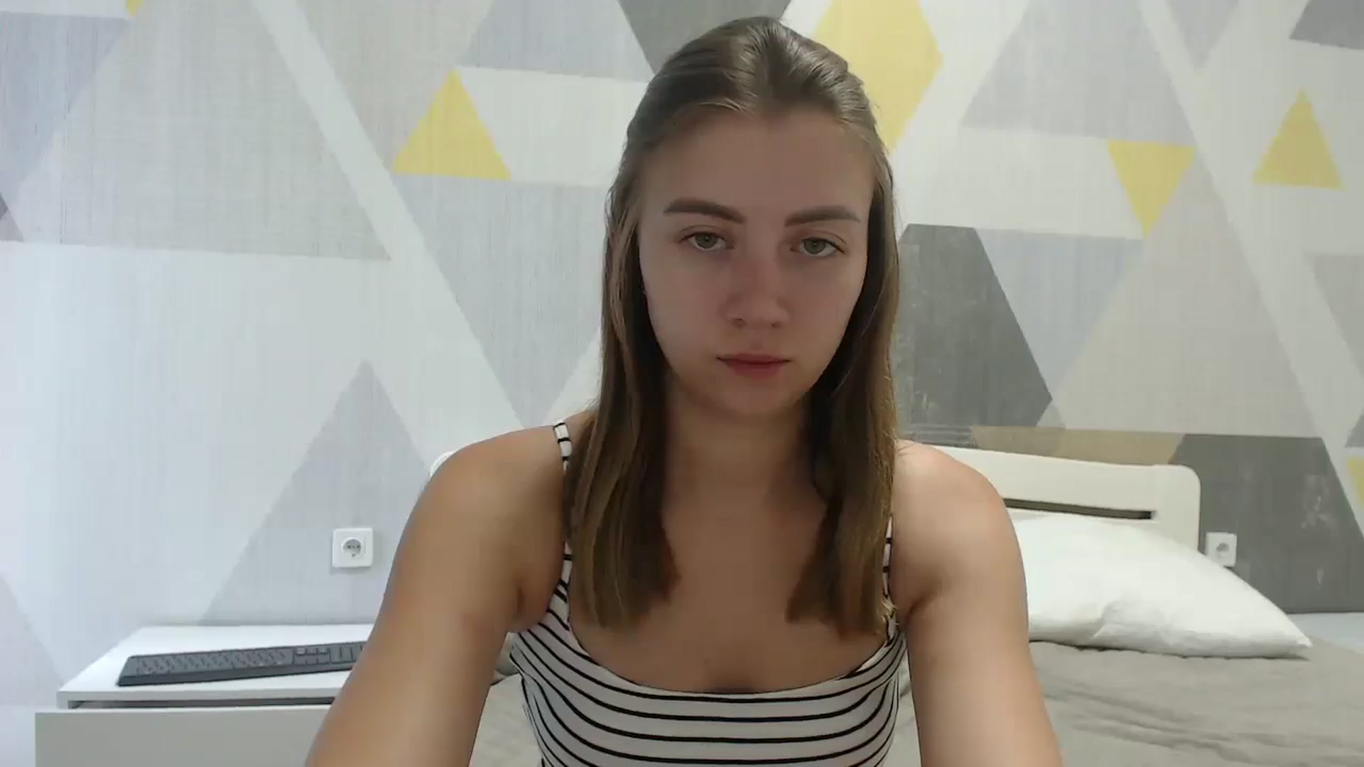 Gallery image thumbnail from Sulfate0's myfreecams stream on, 06/30/2025, 07:08 image 12 of 20