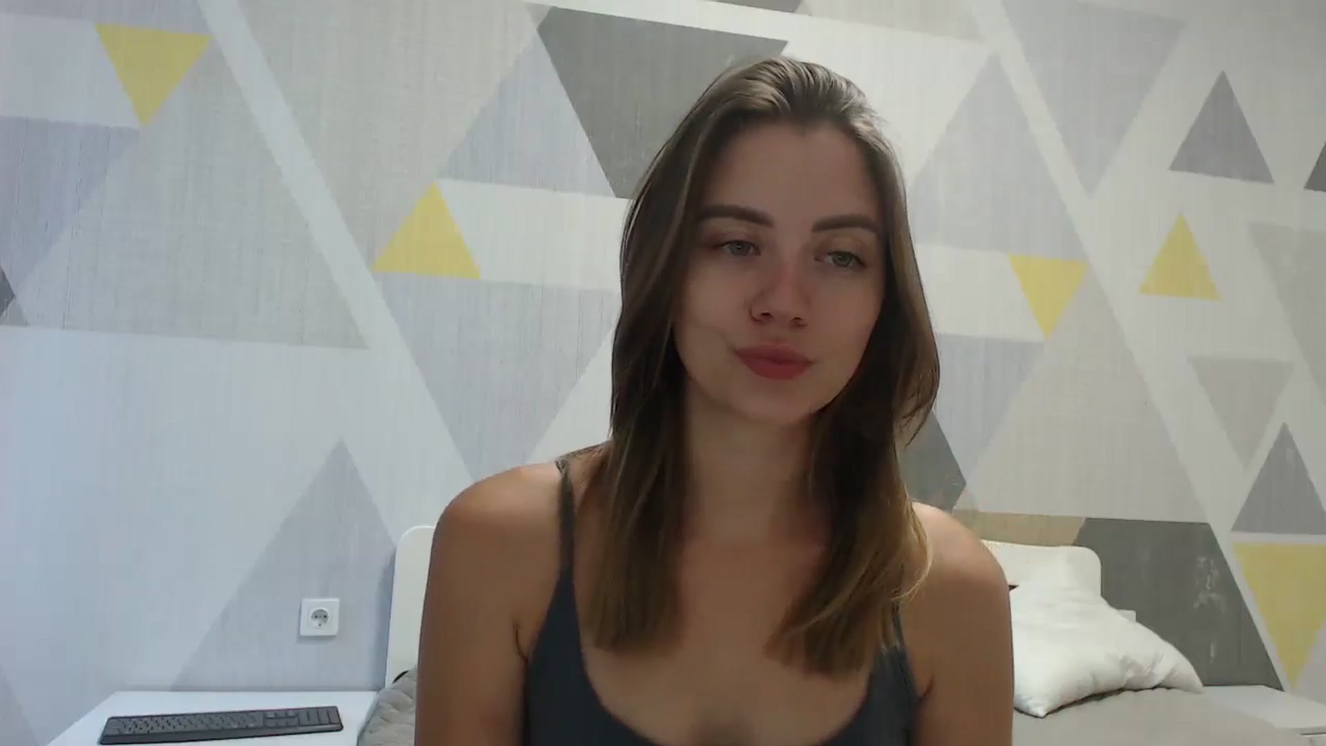 Gallery image thumbnail from Sulfate0's myfreecams stream on, 07/04/2025, 07:44 image 3 of 20