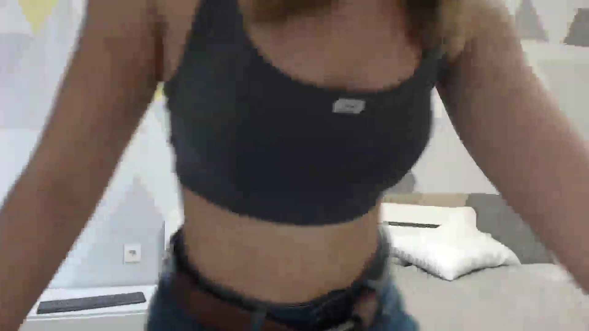 Gallery image thumbnail from Sulfate0's myfreecams stream on, 07/04/2025, 08:32 image 10 of 20