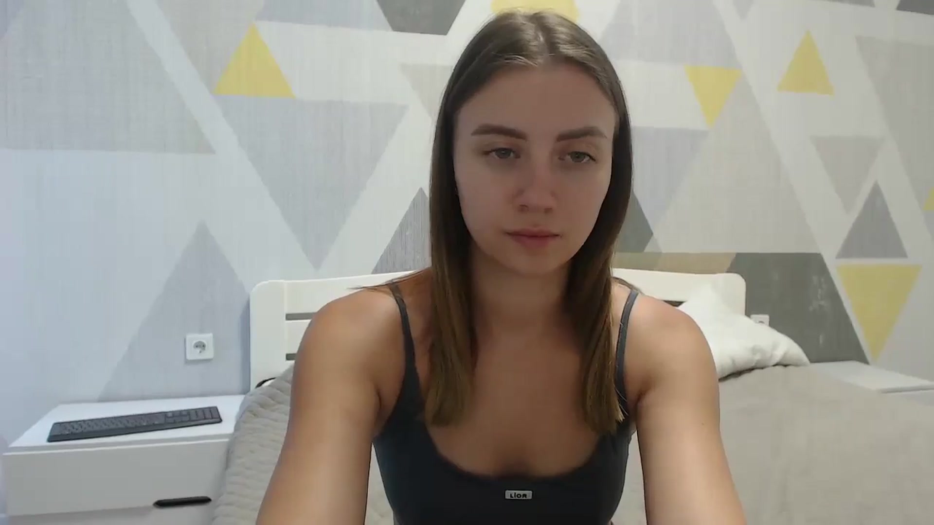 Gallery image thumbnail from Sulfate0's myfreecams stream on, 07/04/2025, 09:25 image 18 of 20