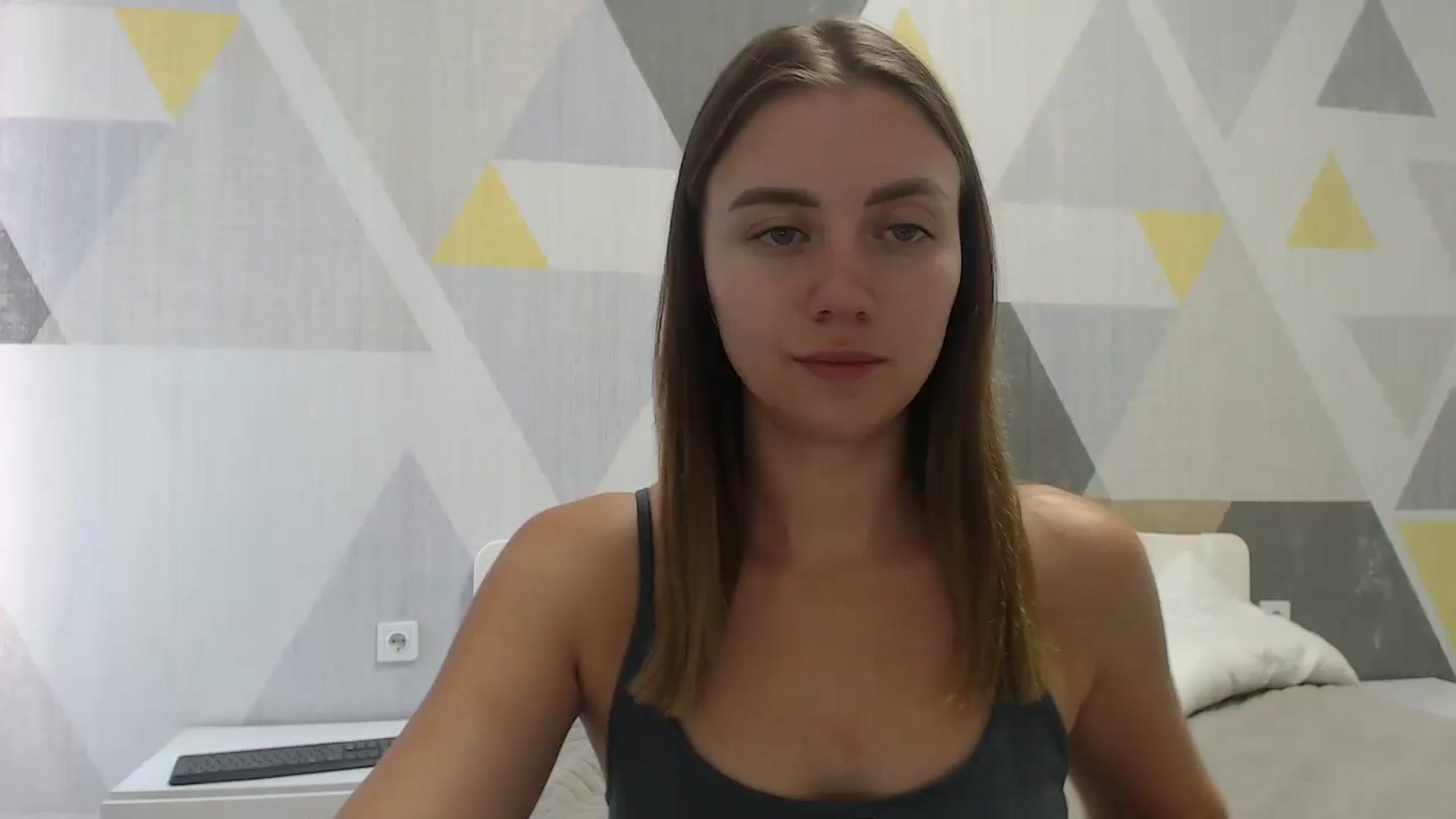 Gallery image thumbnail from Sulfate0's myfreecams stream on, 07/04/2025, 10:04 image 17 of 20