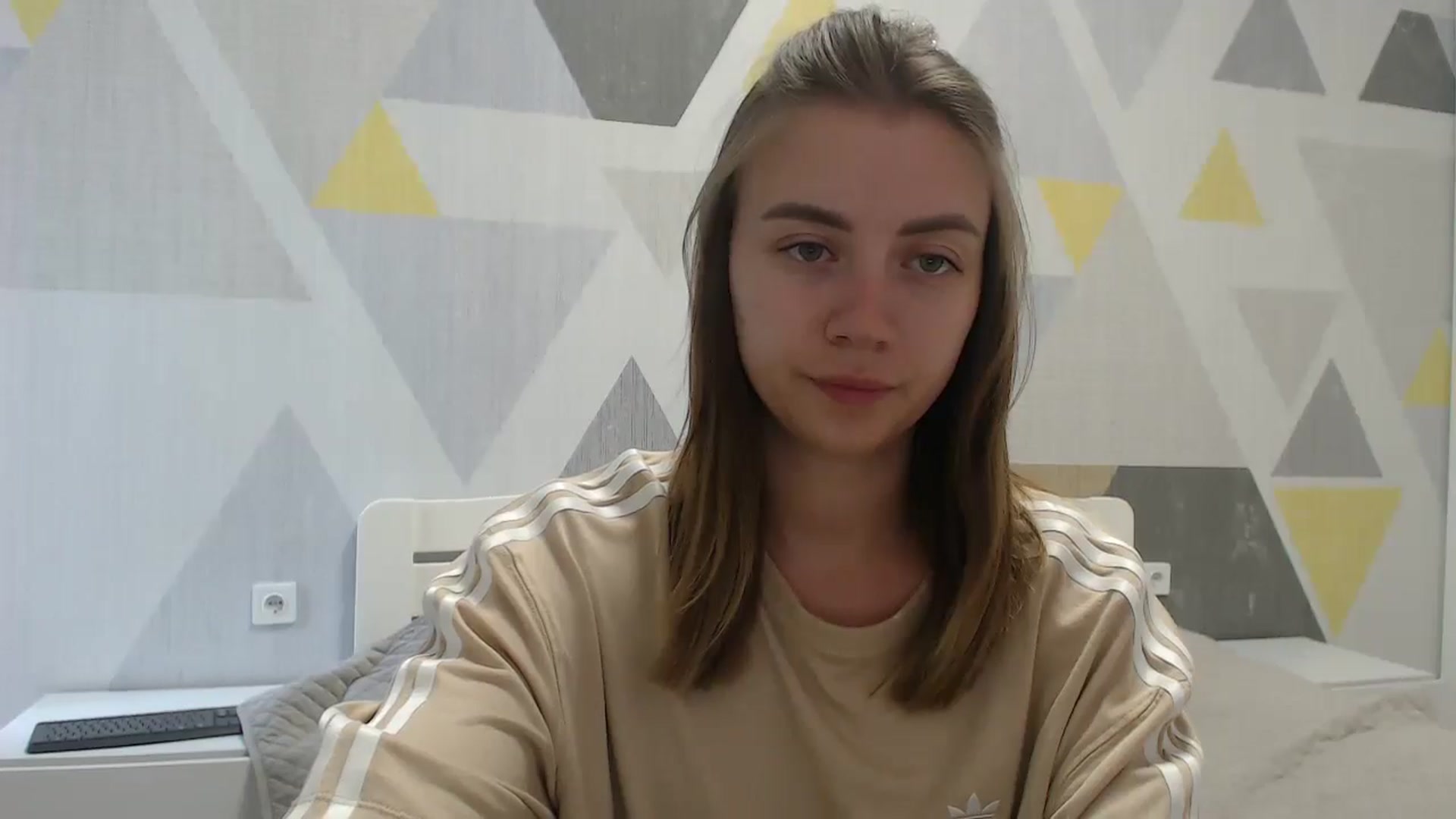 Gallery image thumbnail from Sulfate0's myfreecams stream on, 07/06/2025, 08:28 image 11 of 20