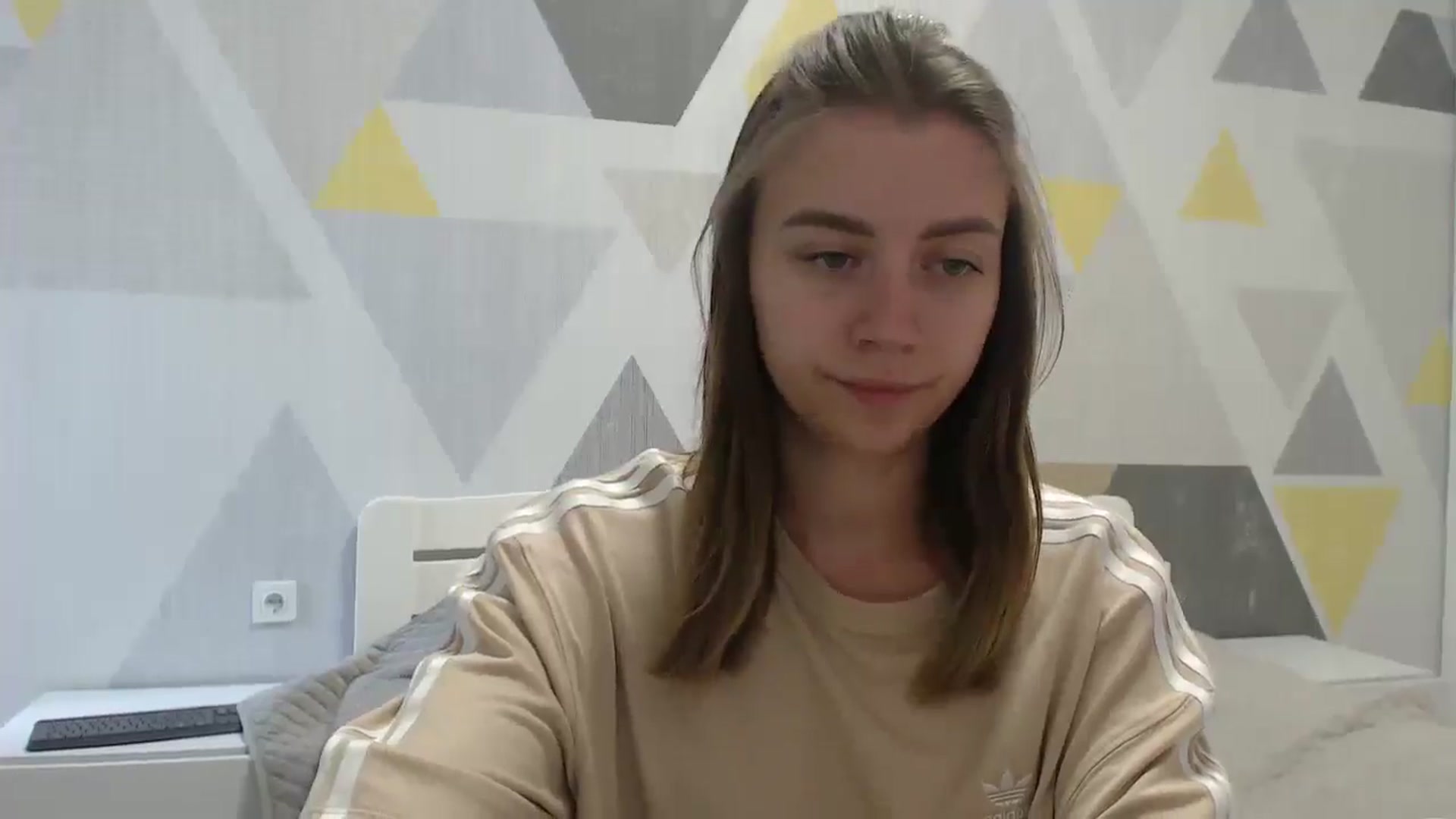 Gallery image thumbnail from Sulfate0's myfreecams stream on, 07/06/2025, 08:28 image 8 of 20