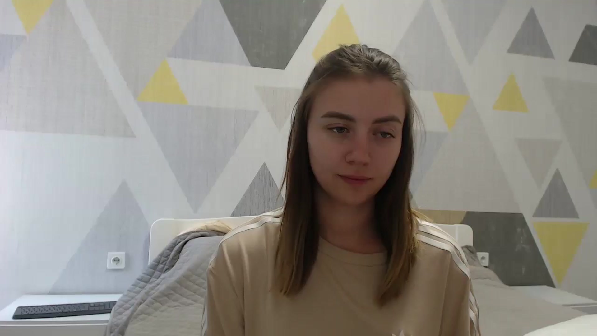 Gallery image thumbnail from Sulfate0's myfreecams stream on, 07/06/2025, 10:26 image 12 of 20