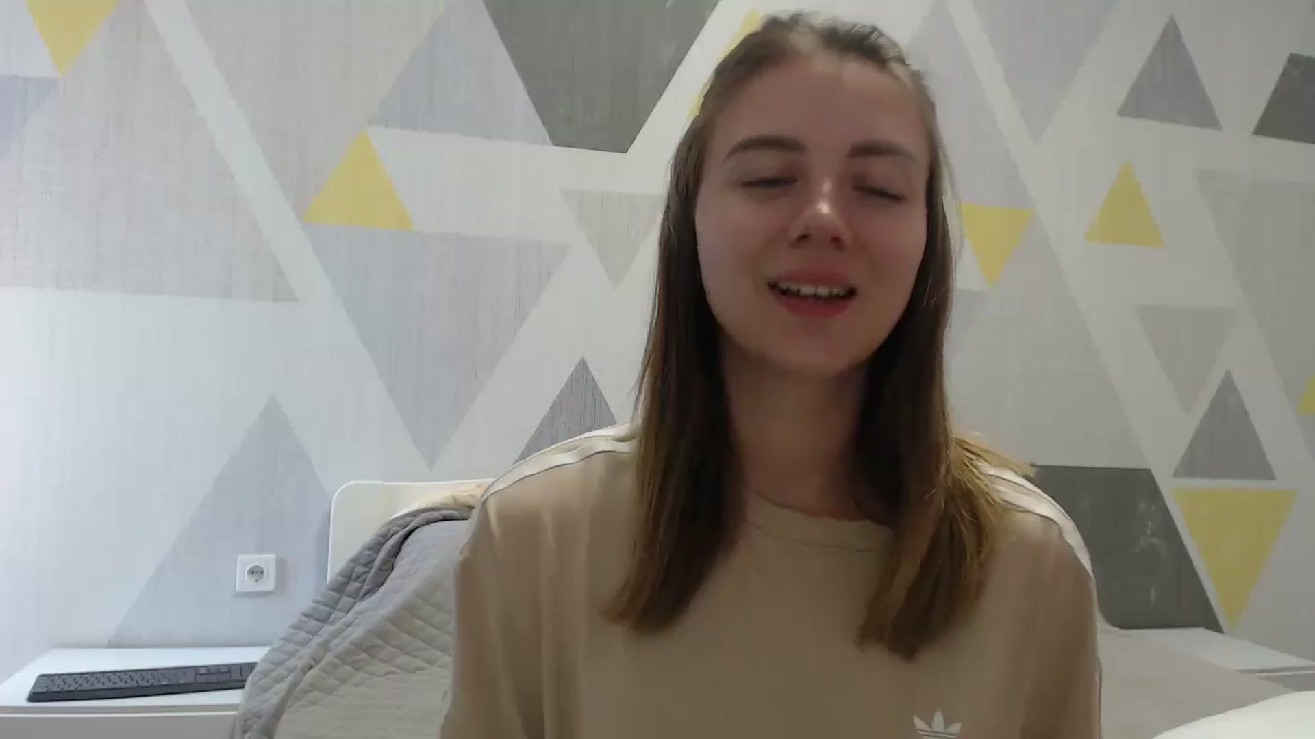 Gallery image thumbnail from Sulfate0's myfreecams stream on, 07/06/2025, 10:26 image 5 of 20