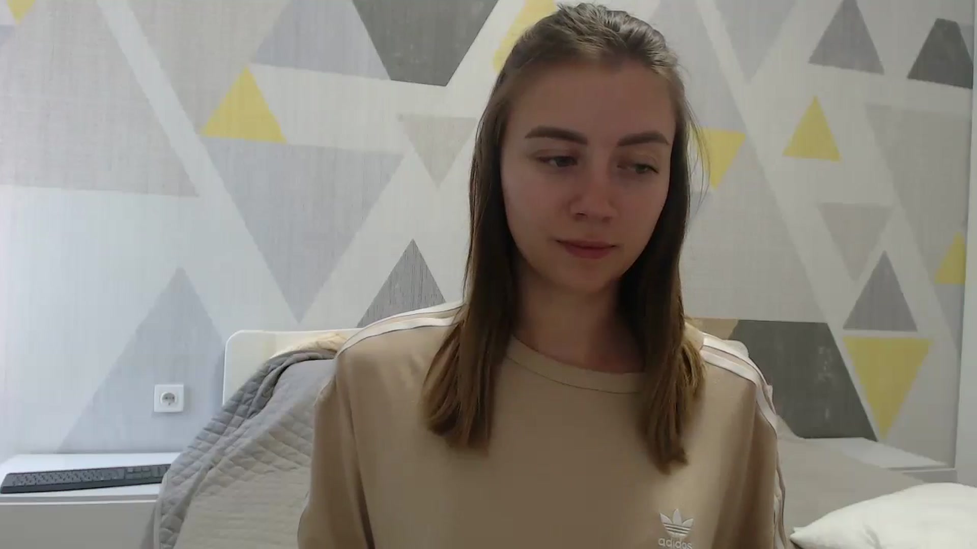 Gallery image thumbnail from Sulfate0's myfreecams stream on, 07/06/2025, 10:26 image 17 of 20