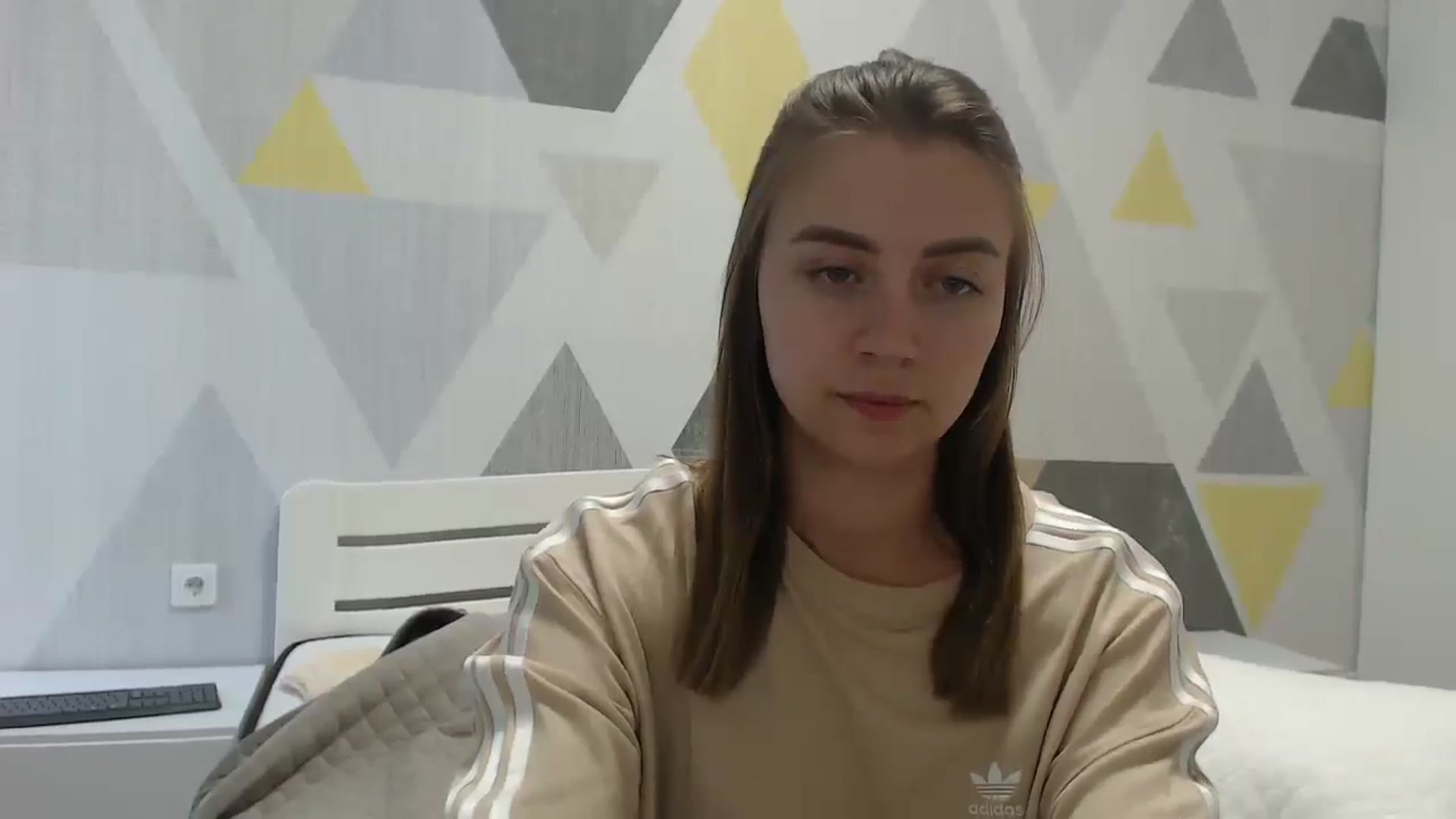 Gallery image thumbnail from Sulfate0's myfreecams stream on, 07/06/2025, 12:59 image 16 of 20