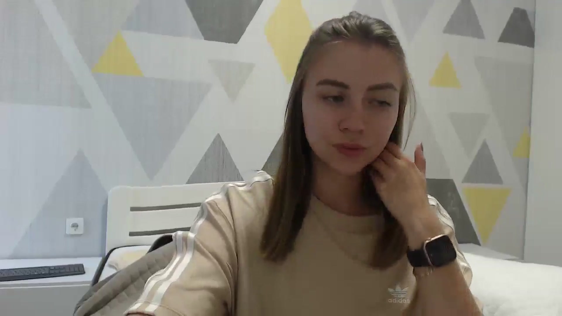 Gallery image thumbnail from Sulfate0's myfreecams stream on, 07/06/2025, 12:59 image 15 of 20