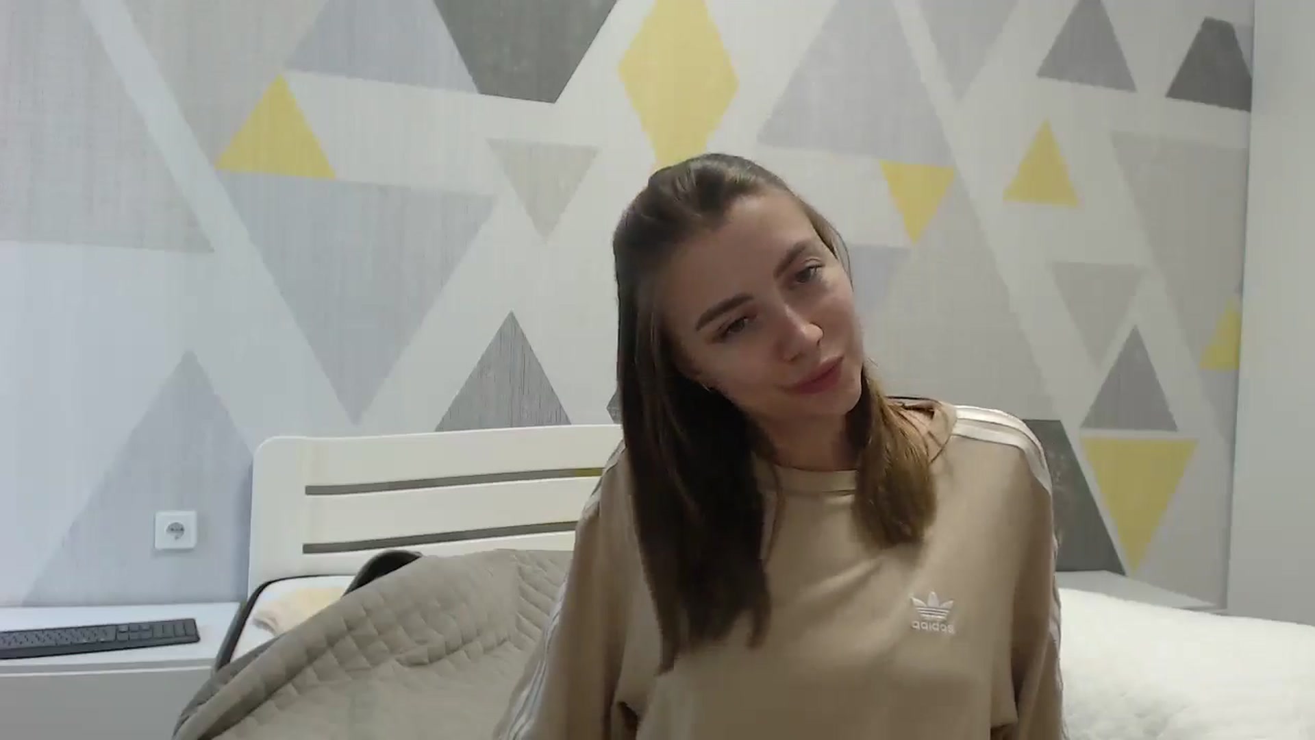 Gallery image thumbnail from Sulfate0's myfreecams stream on, 07/06/2025, 12:59 image 18 of 20