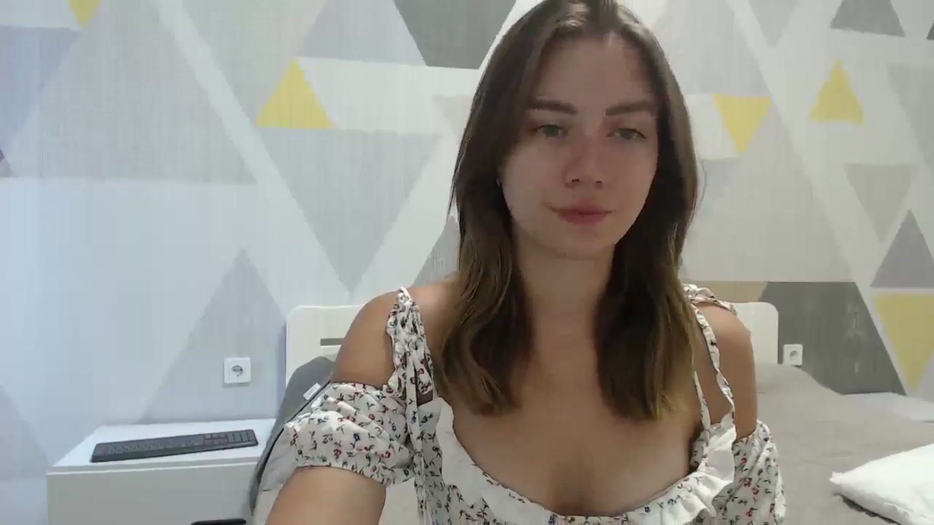 Gallery image thumbnail from Sulfate0's myfreecams stream on, 07/07/2025, 07:44 image 12 of 20