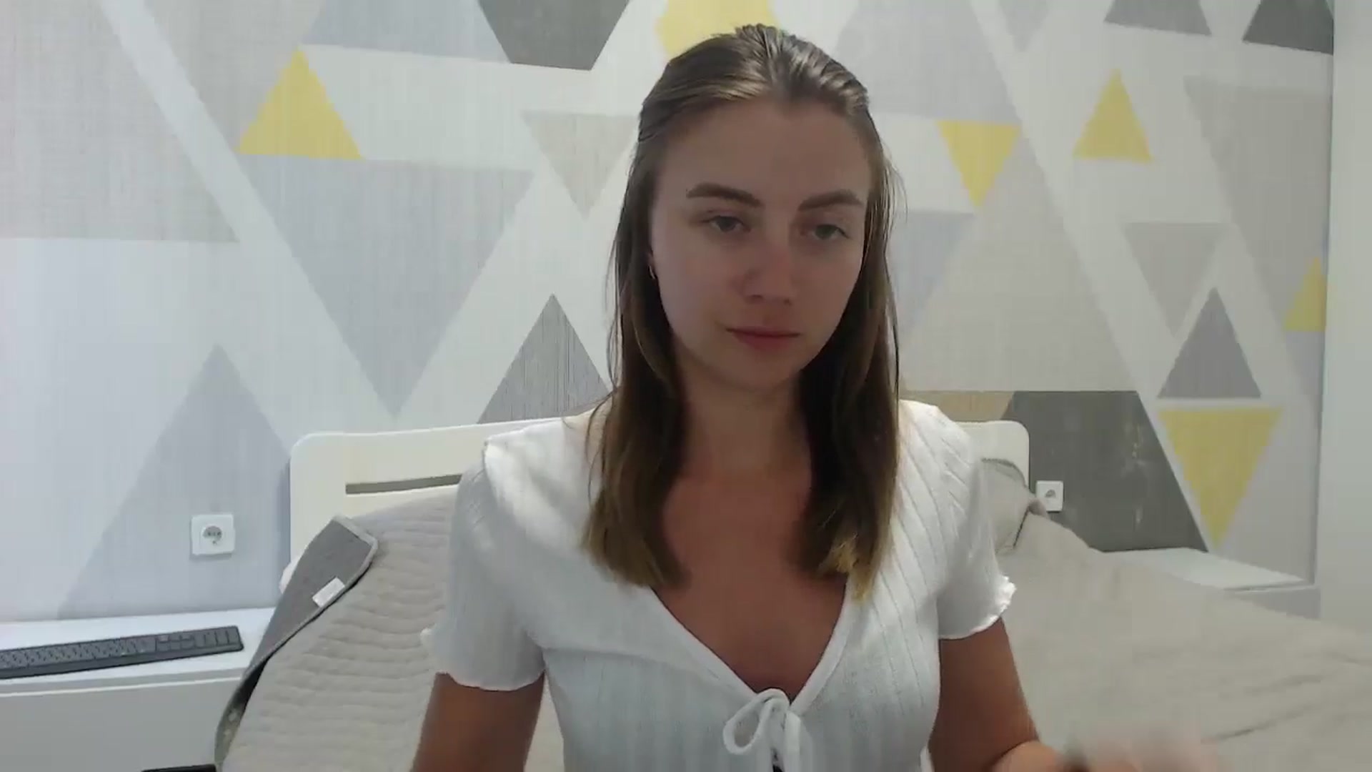 Gallery image thumbnail from Sulfate0's myfreecams stream on, 07/08/2025, 12:18 image 19 of 20