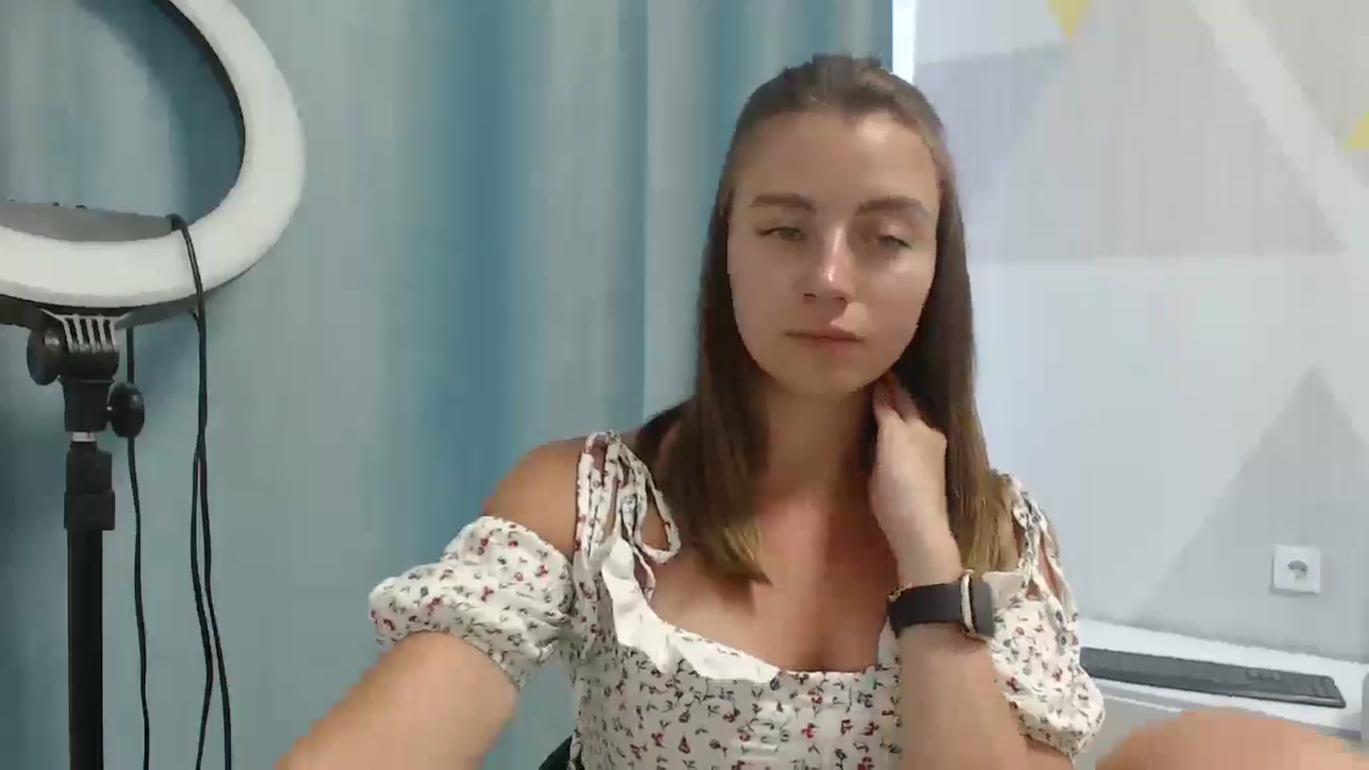 Gallery image thumbnail from Sulfate0's myfreecams stream on, 07/09/2025, 08:53 image 14 of 20