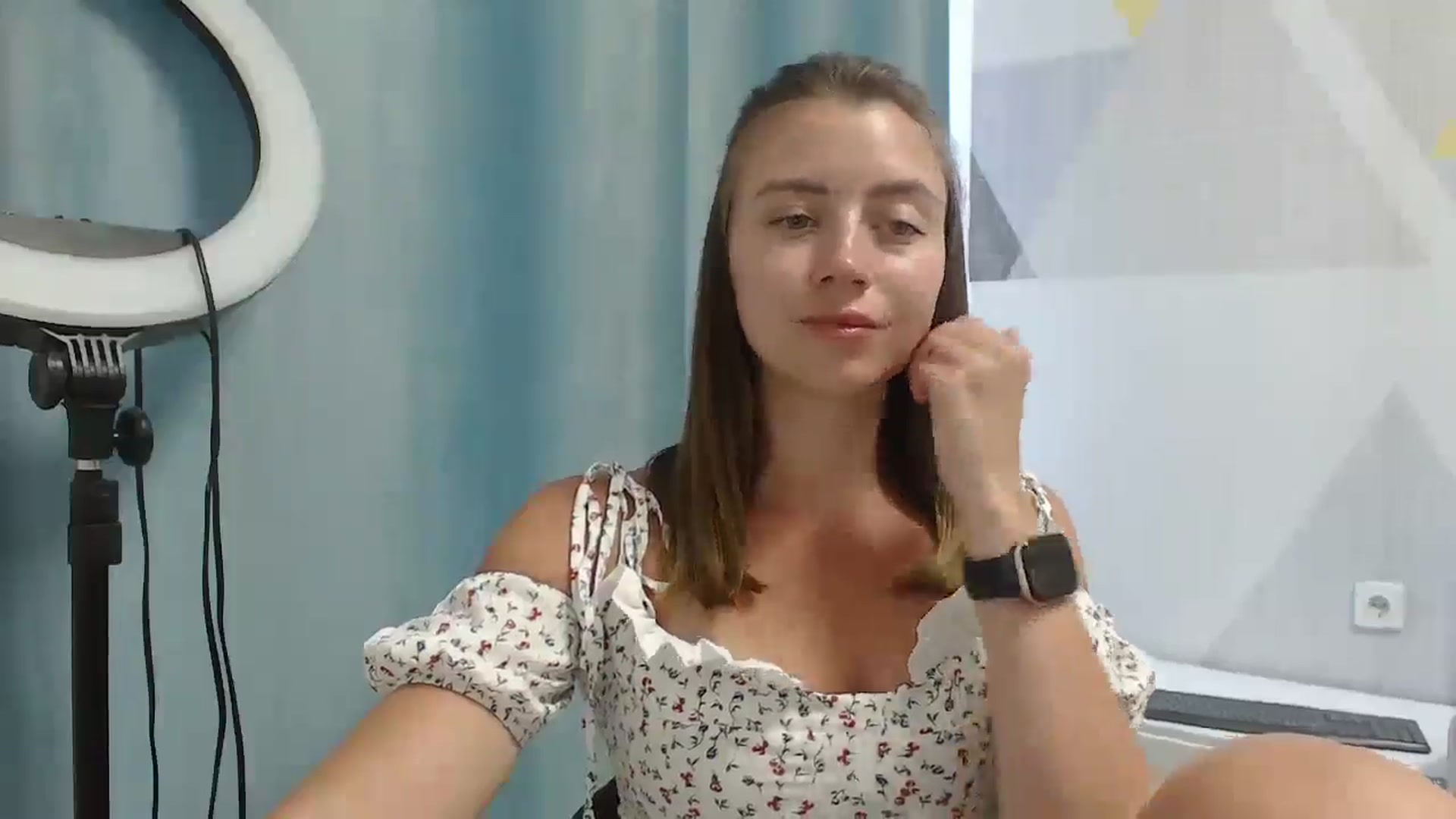 Gallery image thumbnail from Sulfate0's myfreecams stream on, 07/09/2025, 08:53 image 11 of 20