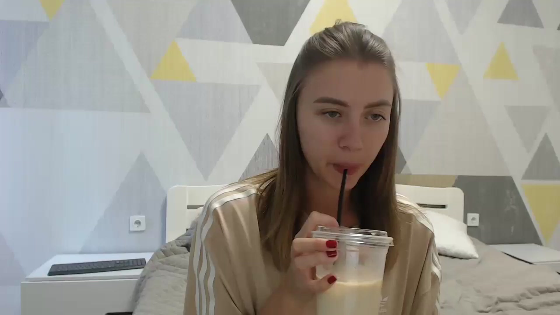 Gallery image thumbnail from Sulfate0's myfreecams stream on, 07/12/2025, 07:42 image 4 of 20