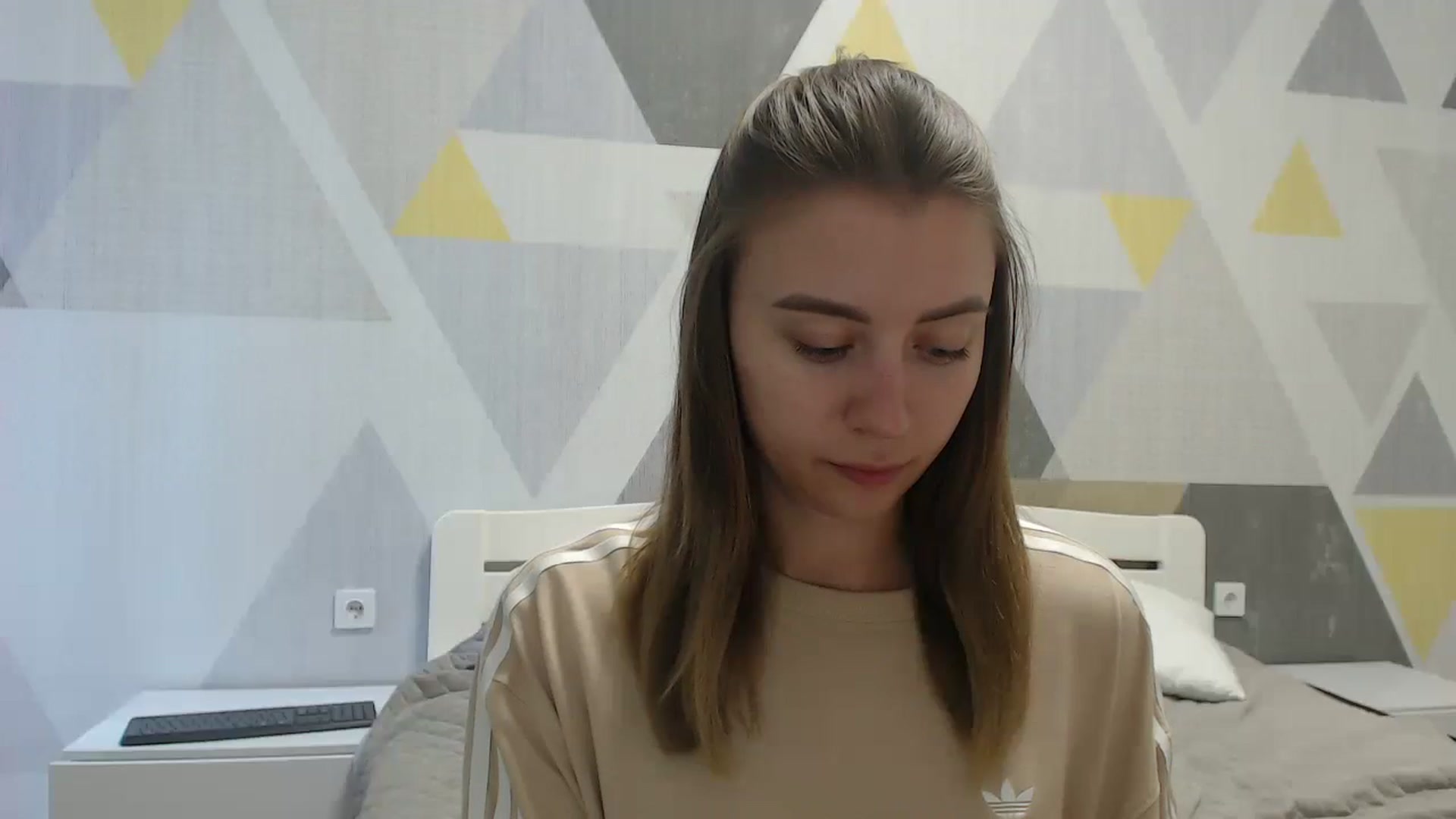 Gallery image thumbnail from Sulfate0's myfreecams stream on, 07/12/2025, 08:16 image 17 of 20