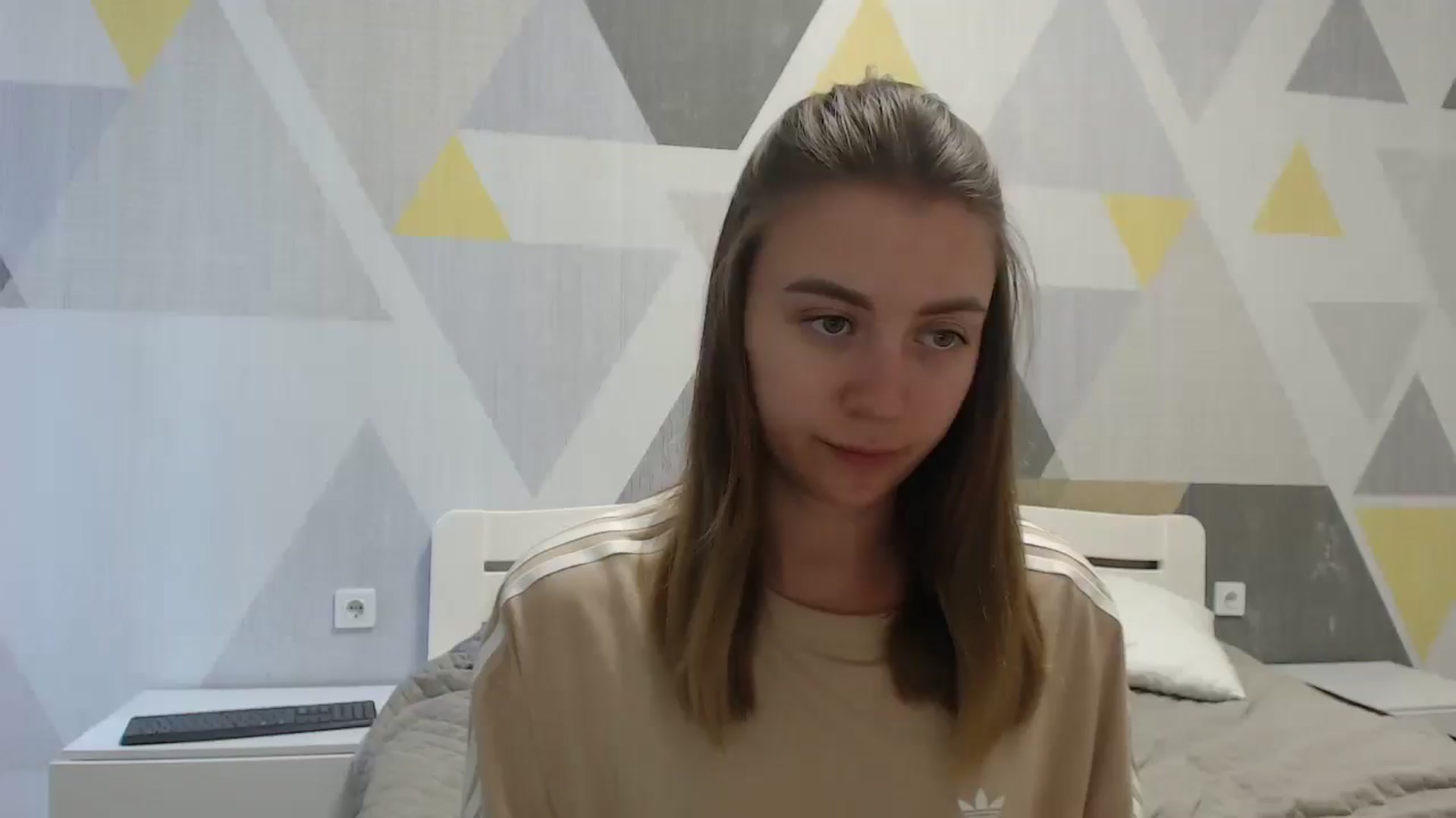 Gallery image thumbnail from Sulfate0's myfreecams stream on, 07/12/2025, 08:16 image 8 of 20