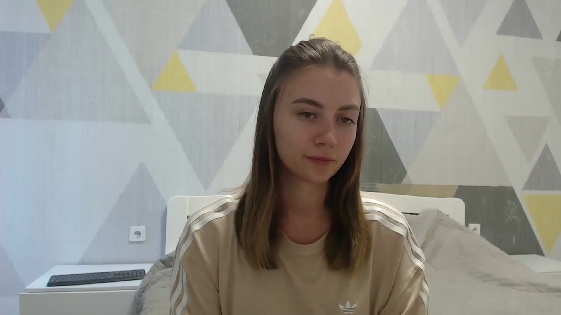 Gallery image thumbnail from Sulfate0's myfreecams stream on, 07/12/2025, 08:39 image 12 of 20