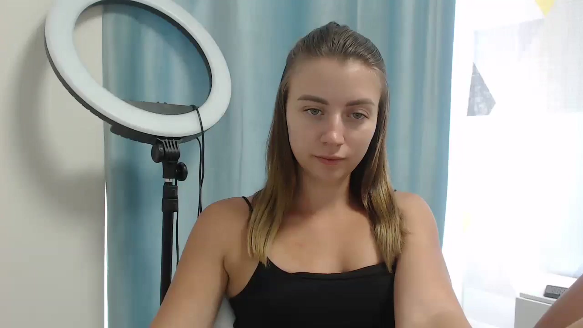 Gallery image thumbnail from Sulfate0's myfreecams stream on, 07/13/2025, 09:51 image 8 of 20