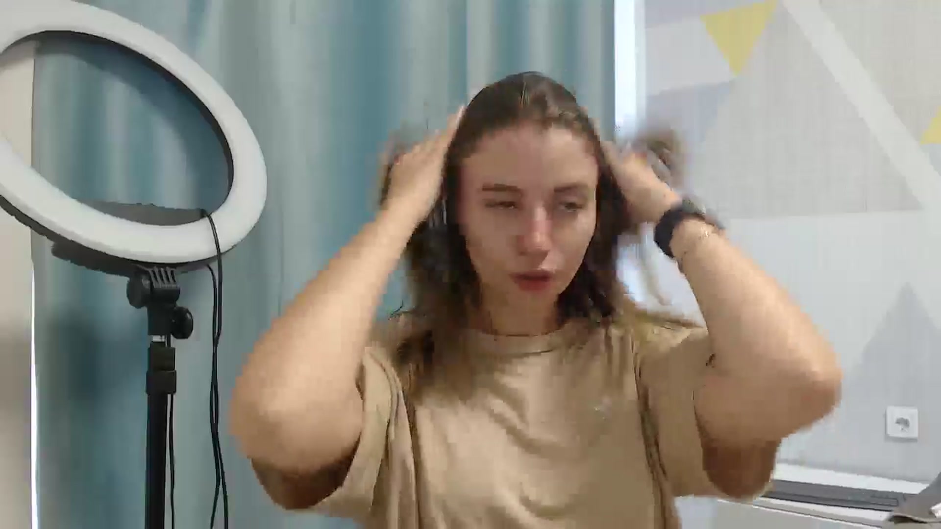Gallery image thumbnail from Sulfate0's myfreecams stream on, 07/14/2025, 07:08 image 5 of 20